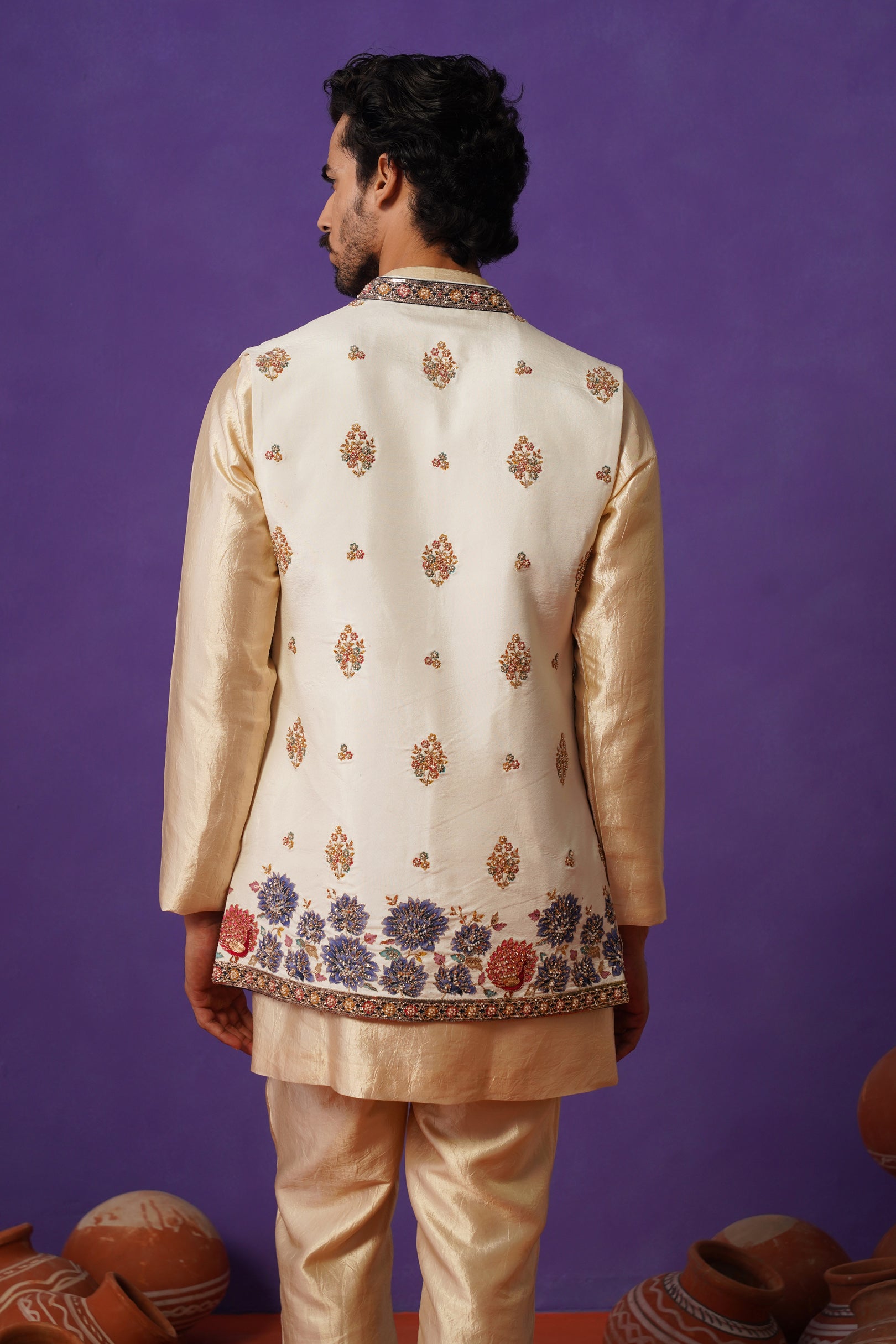 OJAS IVORY SHORT KURTA JACKET SET