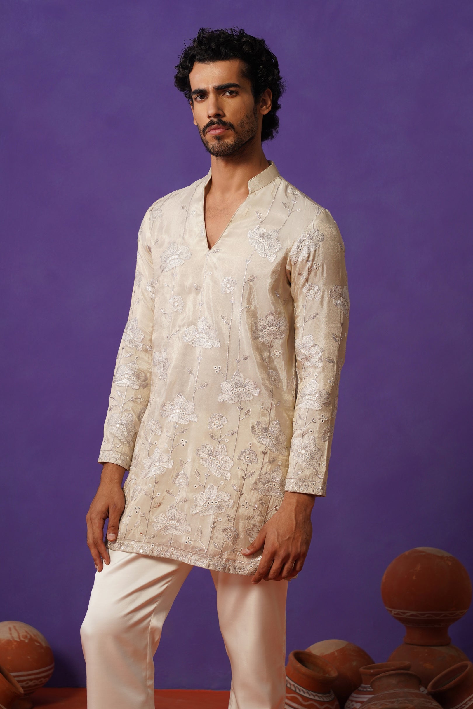 VAYUN CREAM SHORT KURTA SET