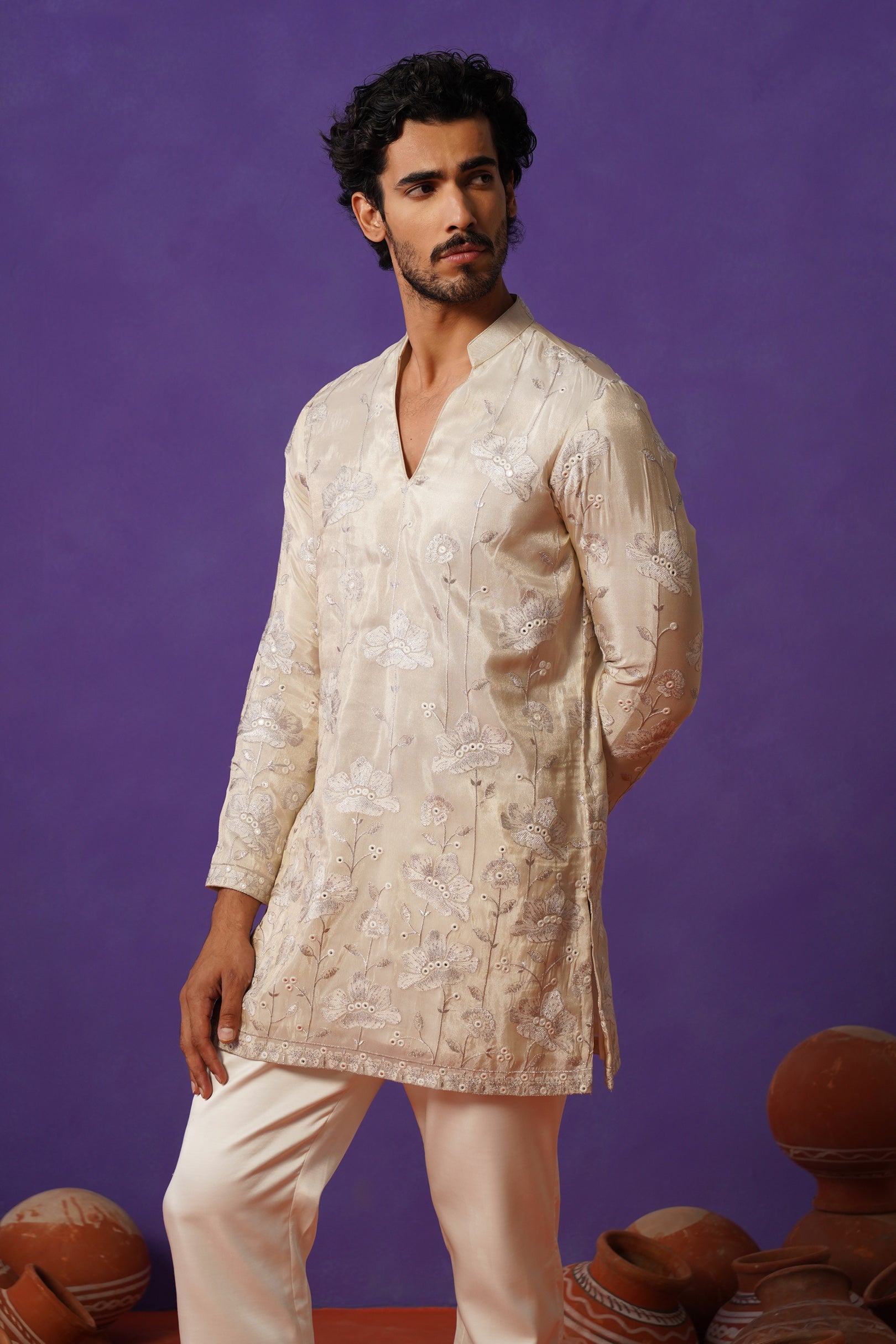 VAYUN CREAM SHORT KURTA SET