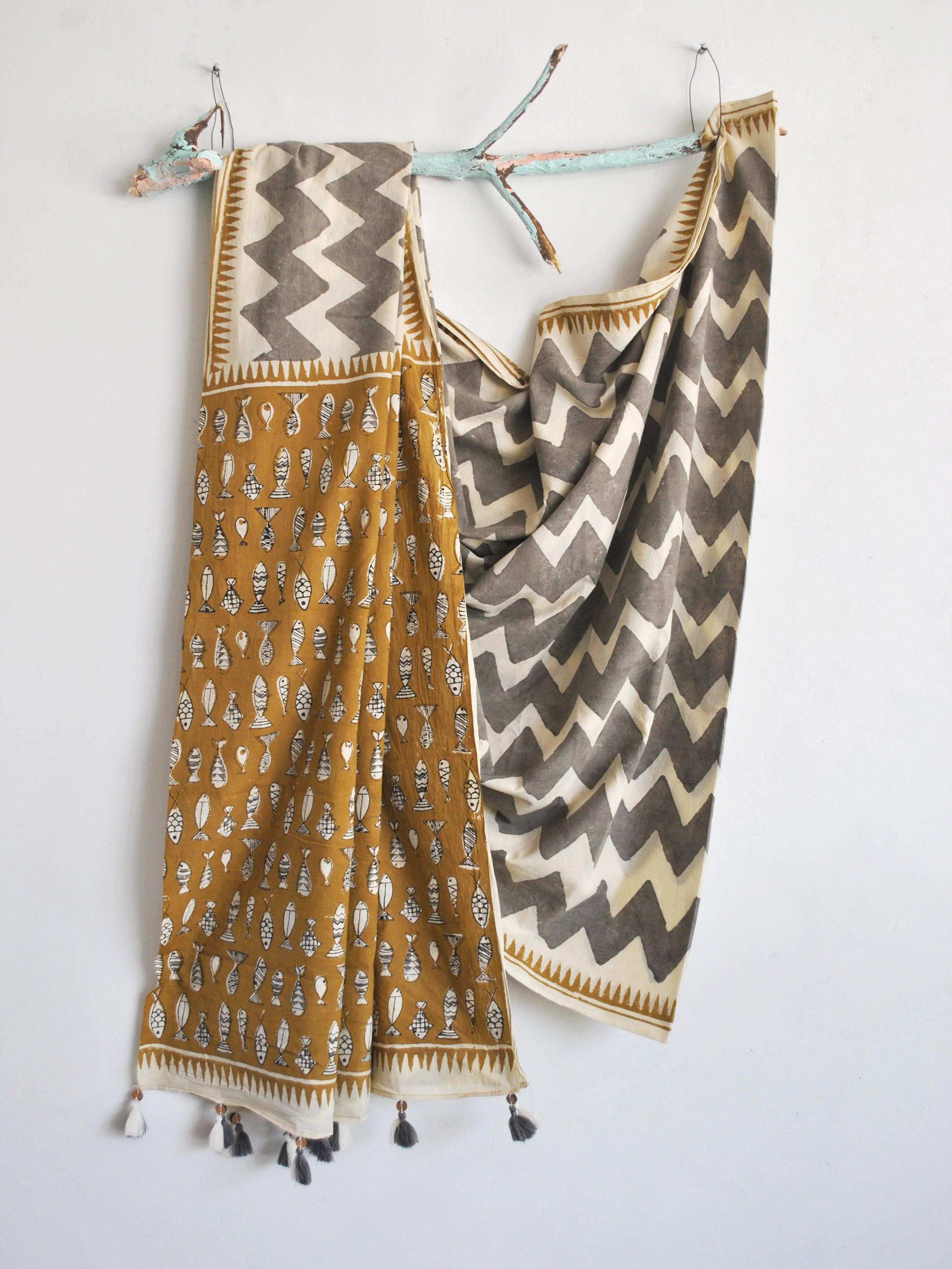 SAREE - Chevron with Fish print - CHHAPA