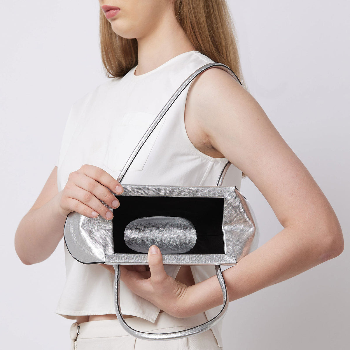 ELIZABETH BAGUETTE MINI