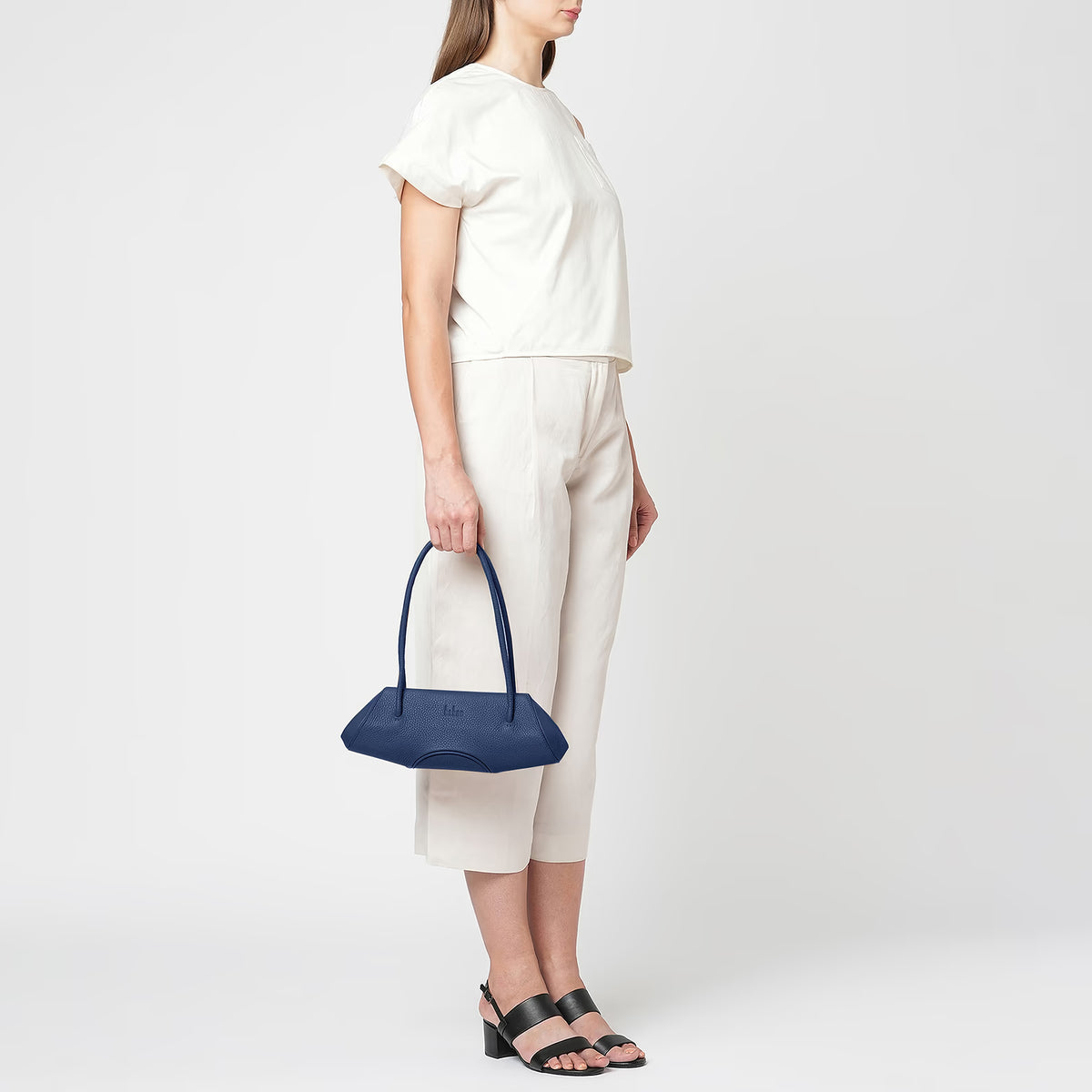 ELIZABETH BAGUETTE MINI