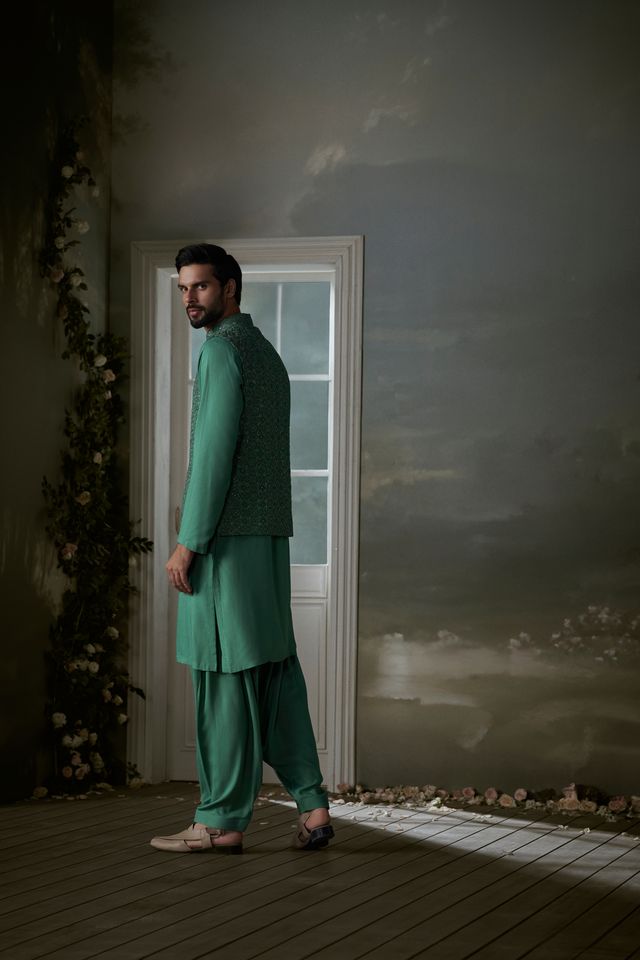 Kurta Salwar Bundi Jacket Set