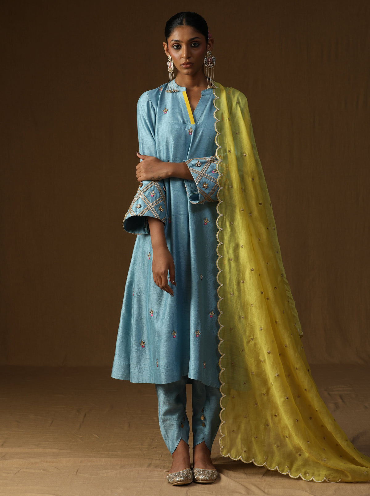 Chitra – Komal Firozi Embroidered Suit Set