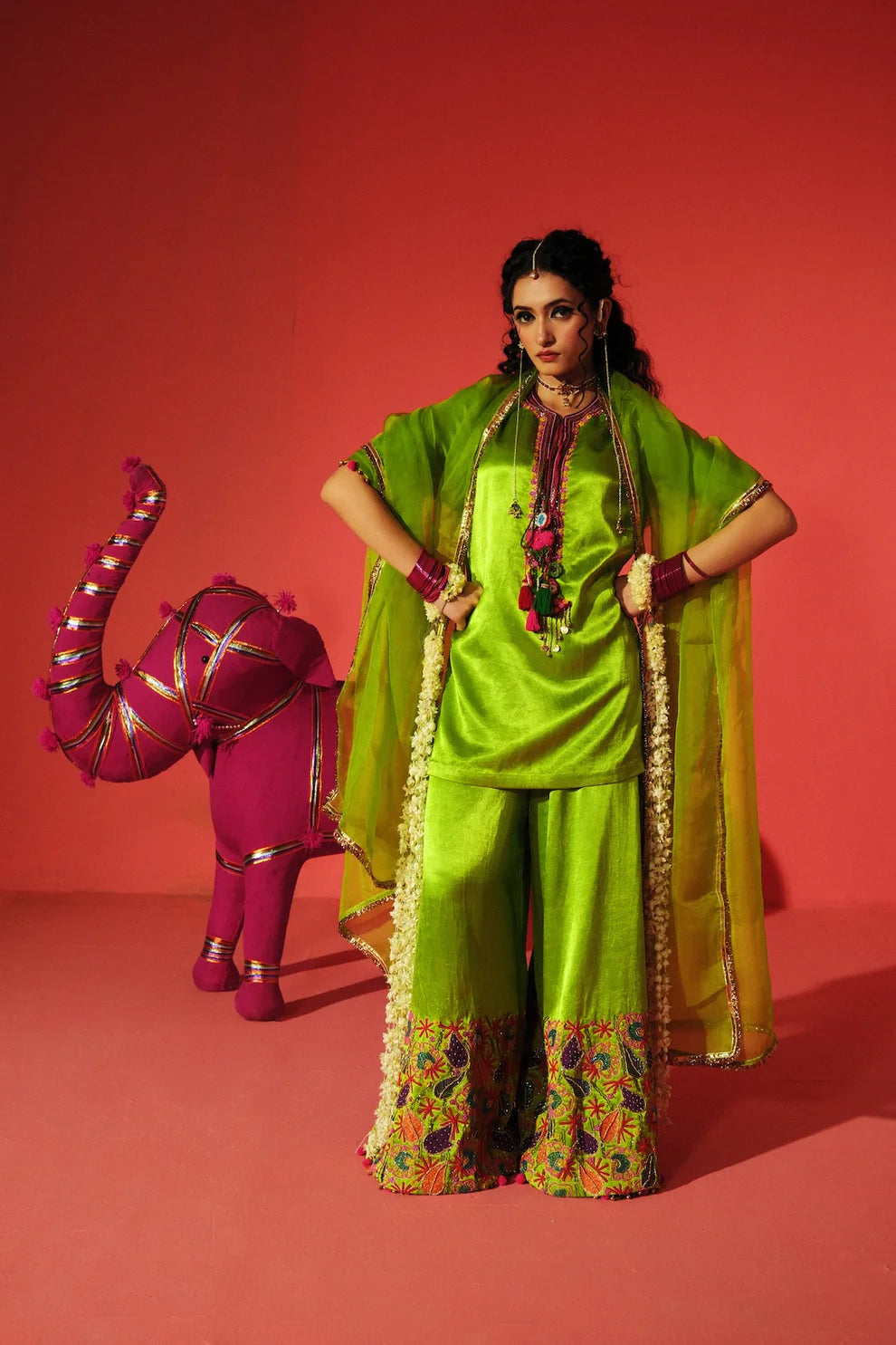 Nafeesa kurta set