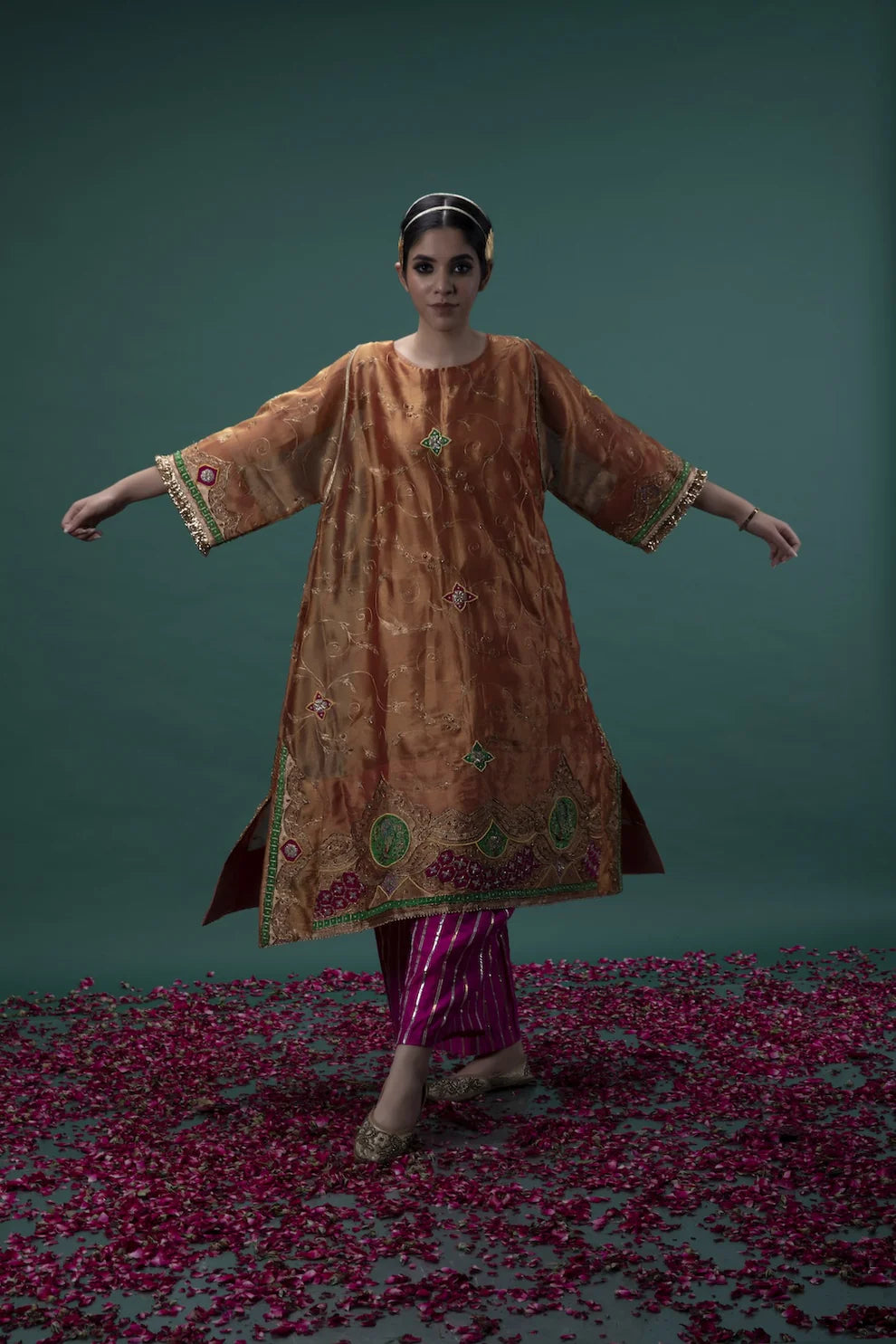 Ada choga set