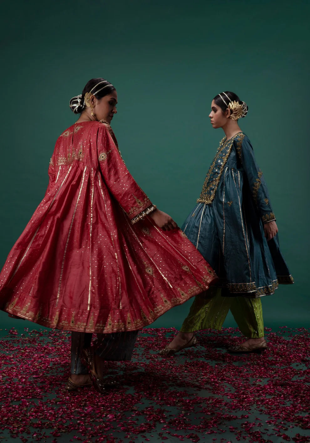 Yashfa kalidar choga set