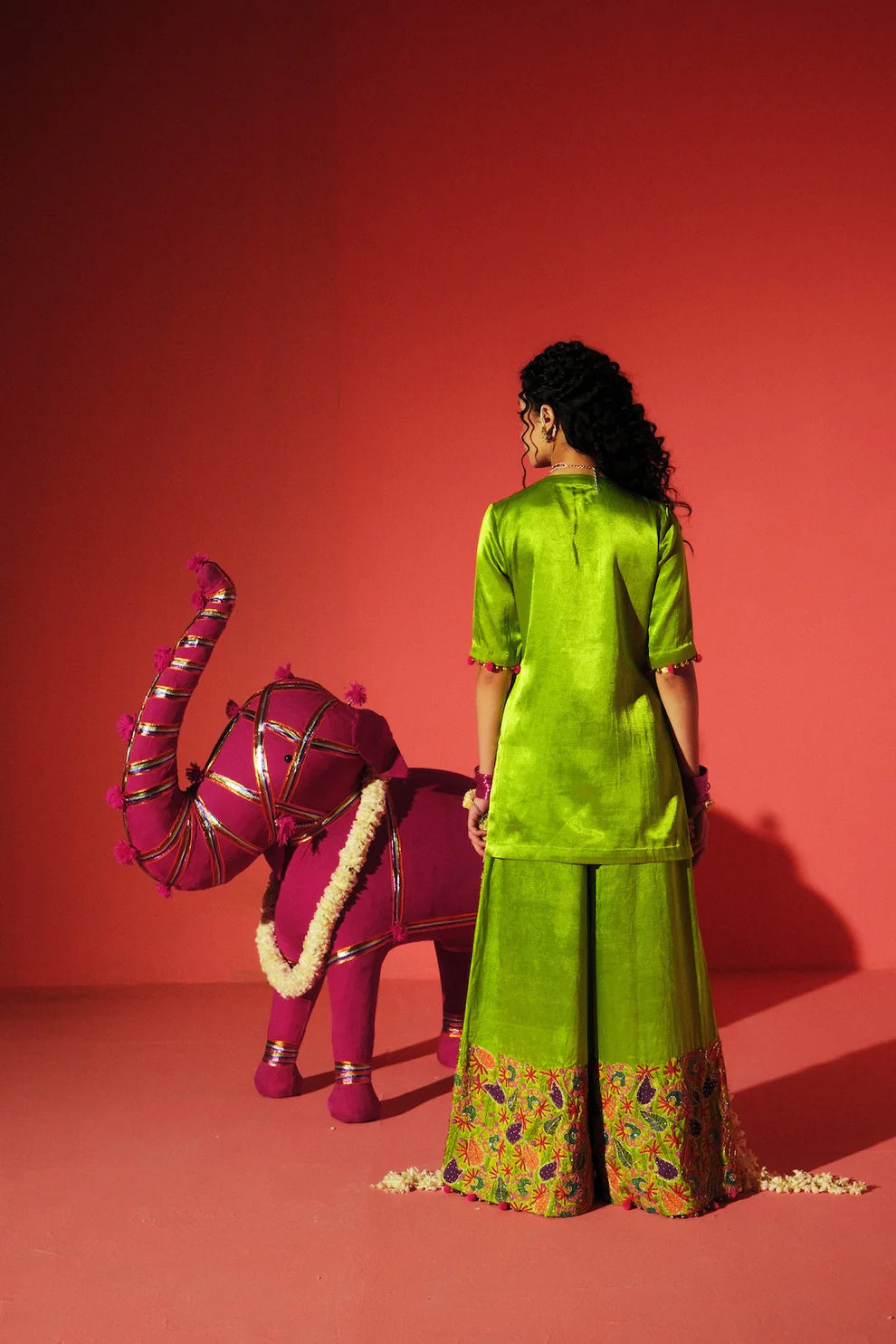 Nafeesa kurta set