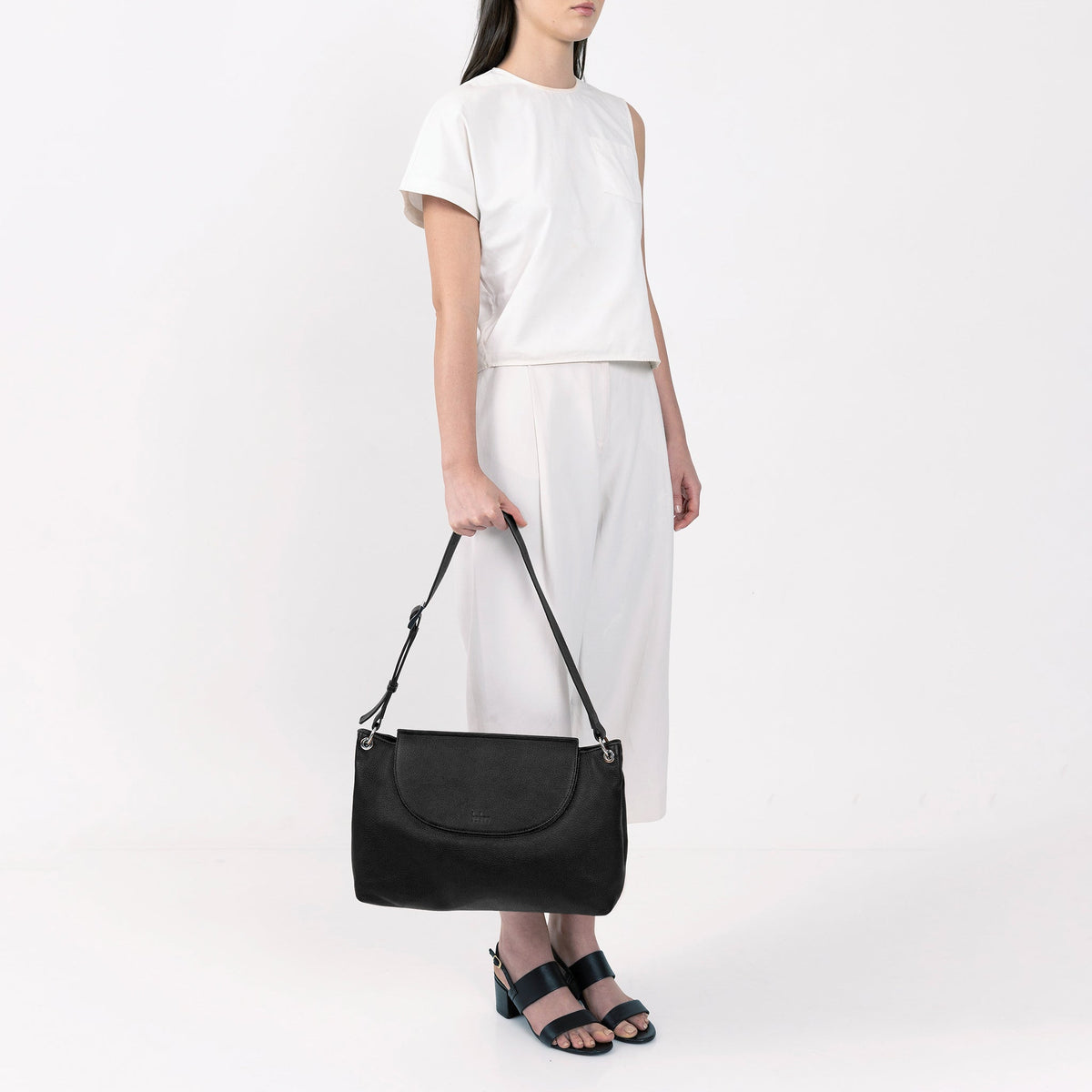 JUDITH SATCHEL LARGE PEBBLE
