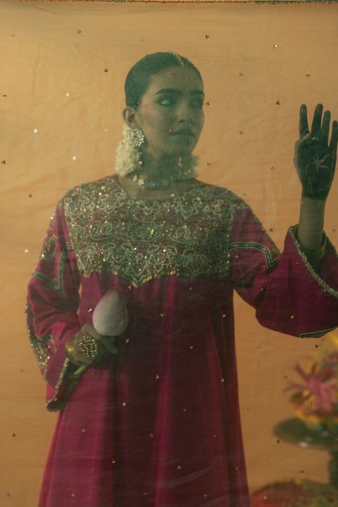 Baagerani rani pink silk embroidered kurta set