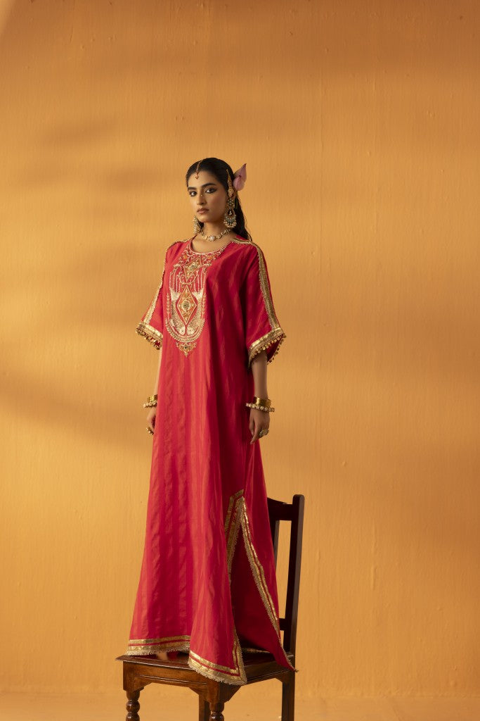 Neeranjali fuschia pink embroidered silk kaftan