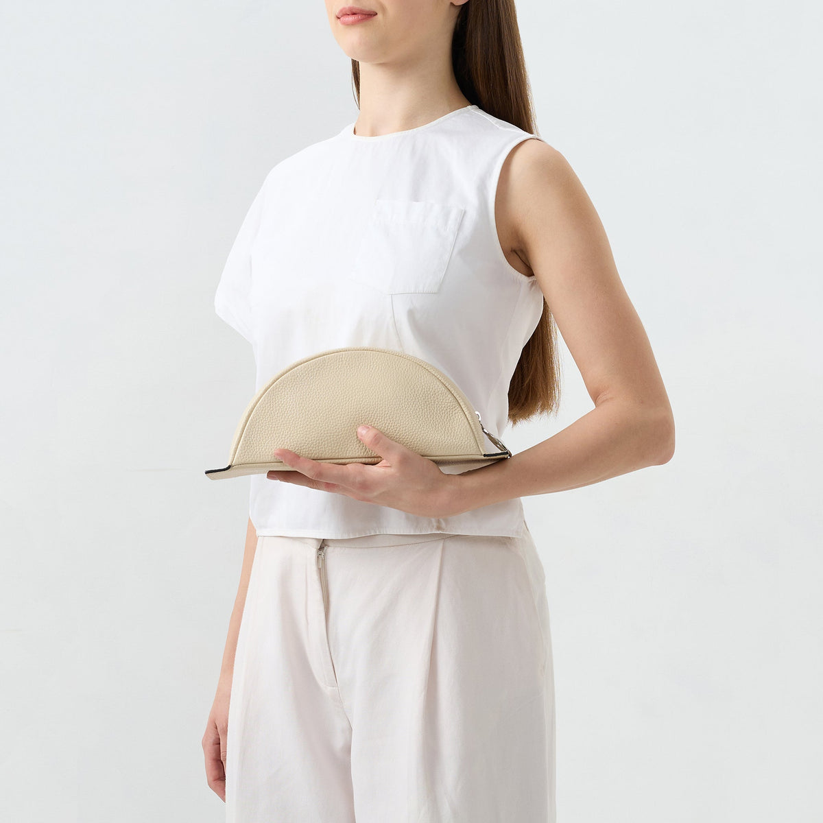 LAVERNE POUCH