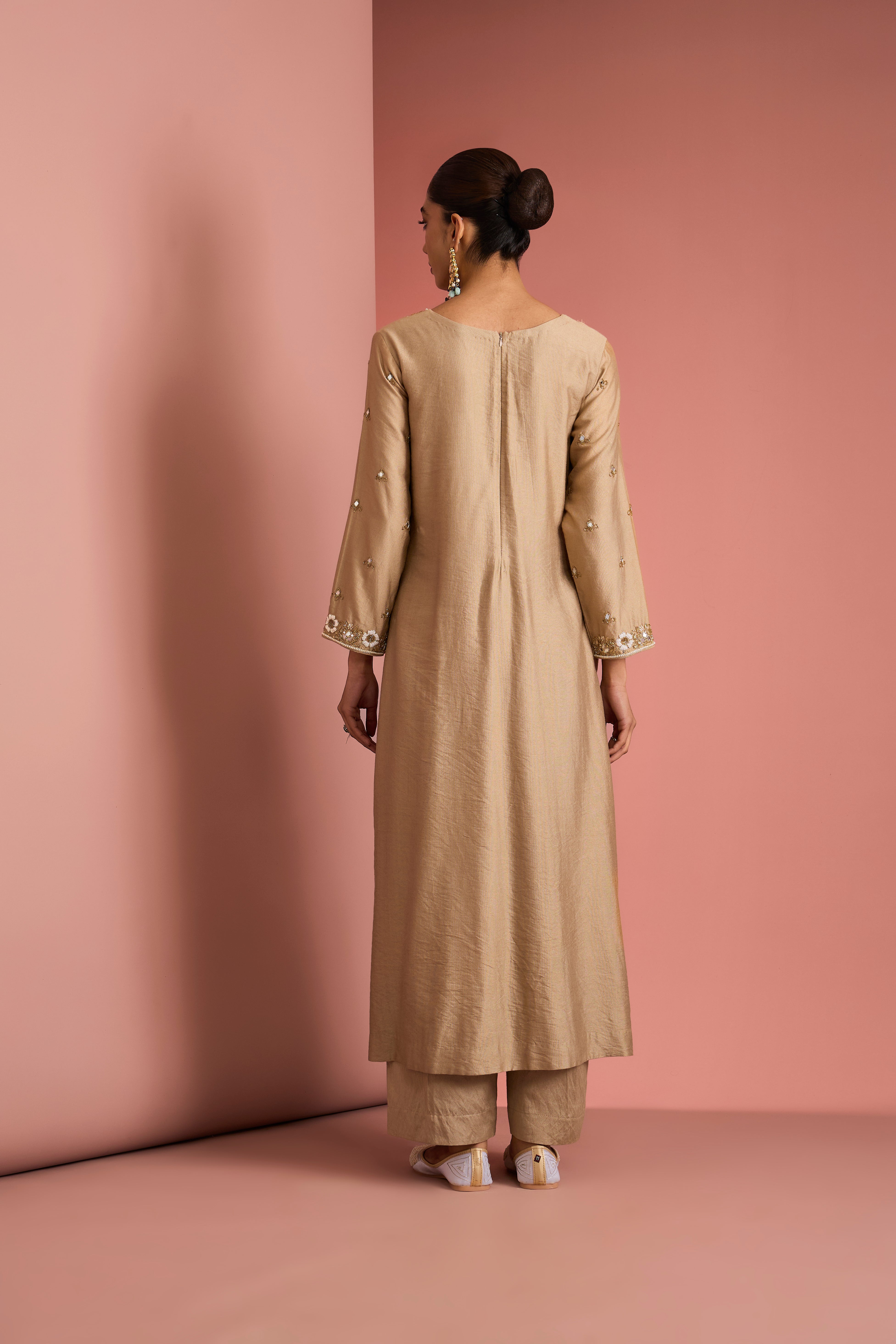 BEIGE   SELF KATAN KURTA PANT SET WITH CUTDANA PEARL MIRROR EMBROIDEREY AND ORGANZA DUPPATTA