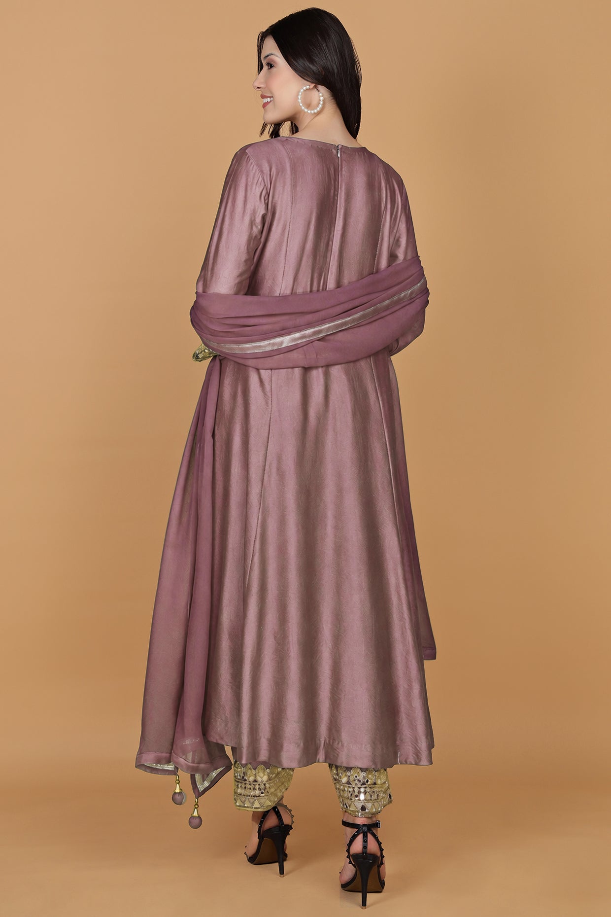 Earthy Pink  Self Katan Kurta And Pant With Mirror Work And Georggette Duppatta .