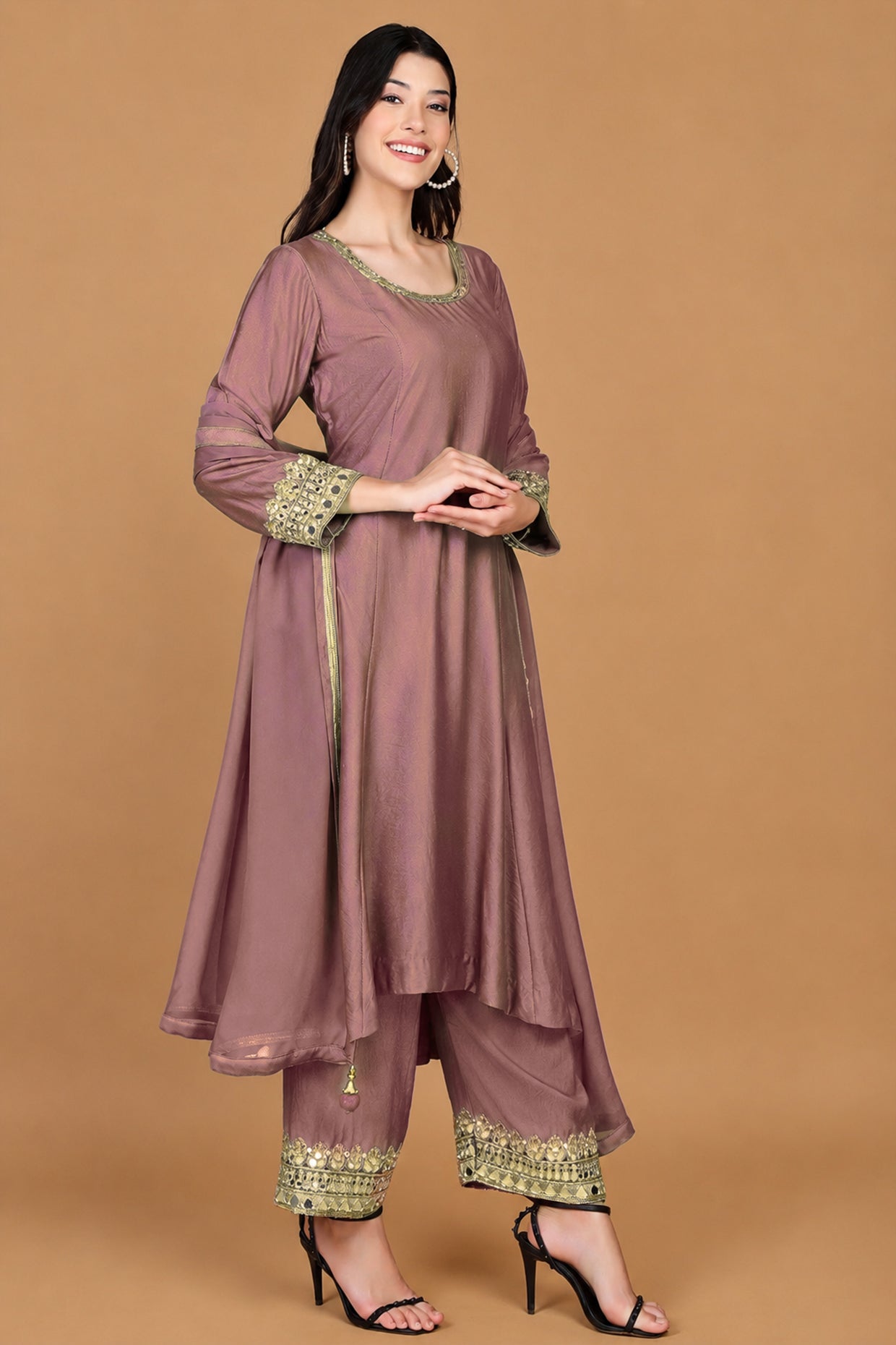 Earthy Pink  Self Katan Kurta And Pant With Mirror Work And Georggette Duppatta .
