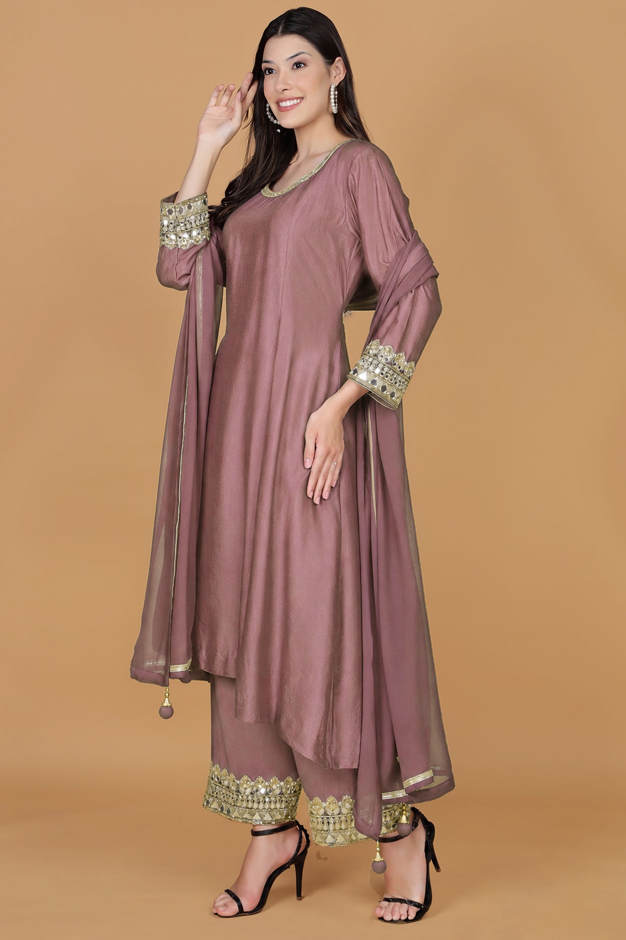 Earthy Pink  Self Katan Kurta And Pant With Mirror Work And Georggette Duppatta .