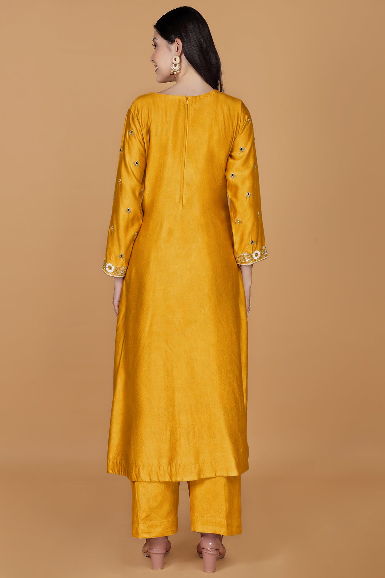 Mustard  Self Katan Kurta Pant Set With Cutdana Pearl Mirror Embroiderey And Organza Duppatta