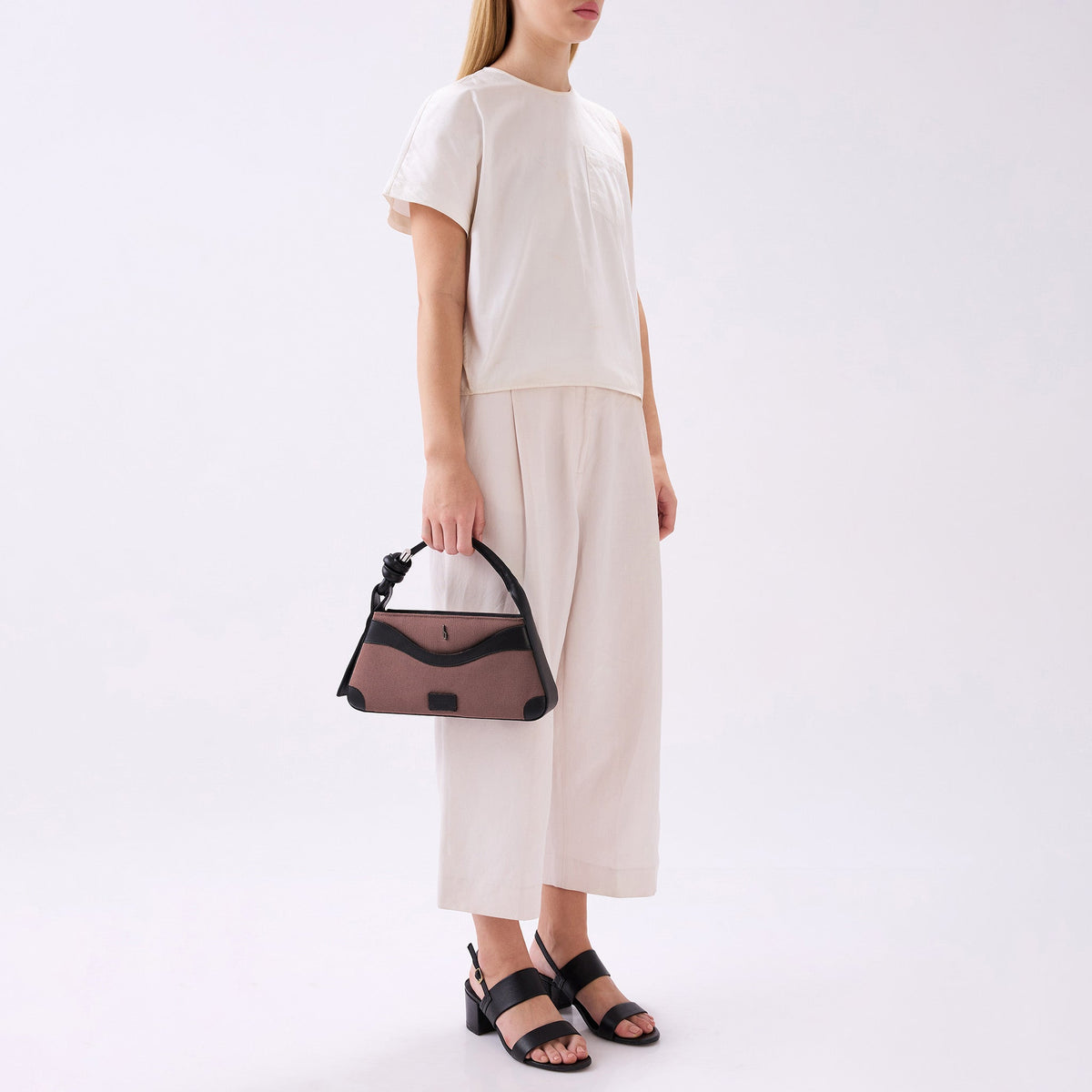MELINA CROSSBODY