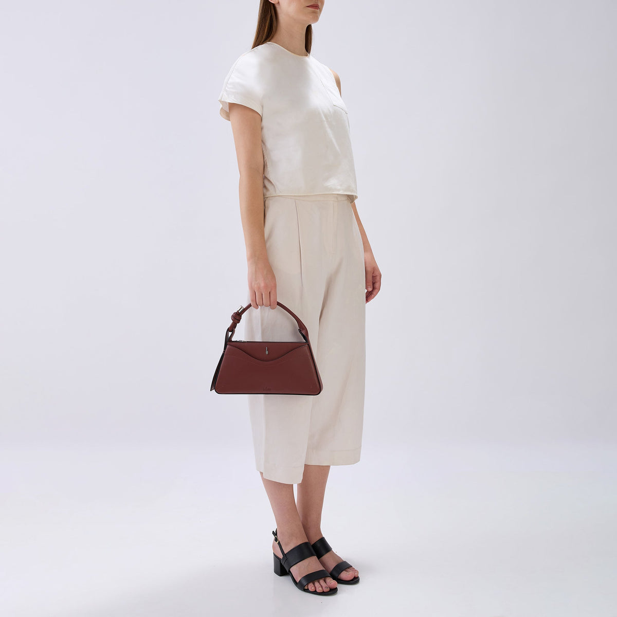 MELINA CROSSBODY