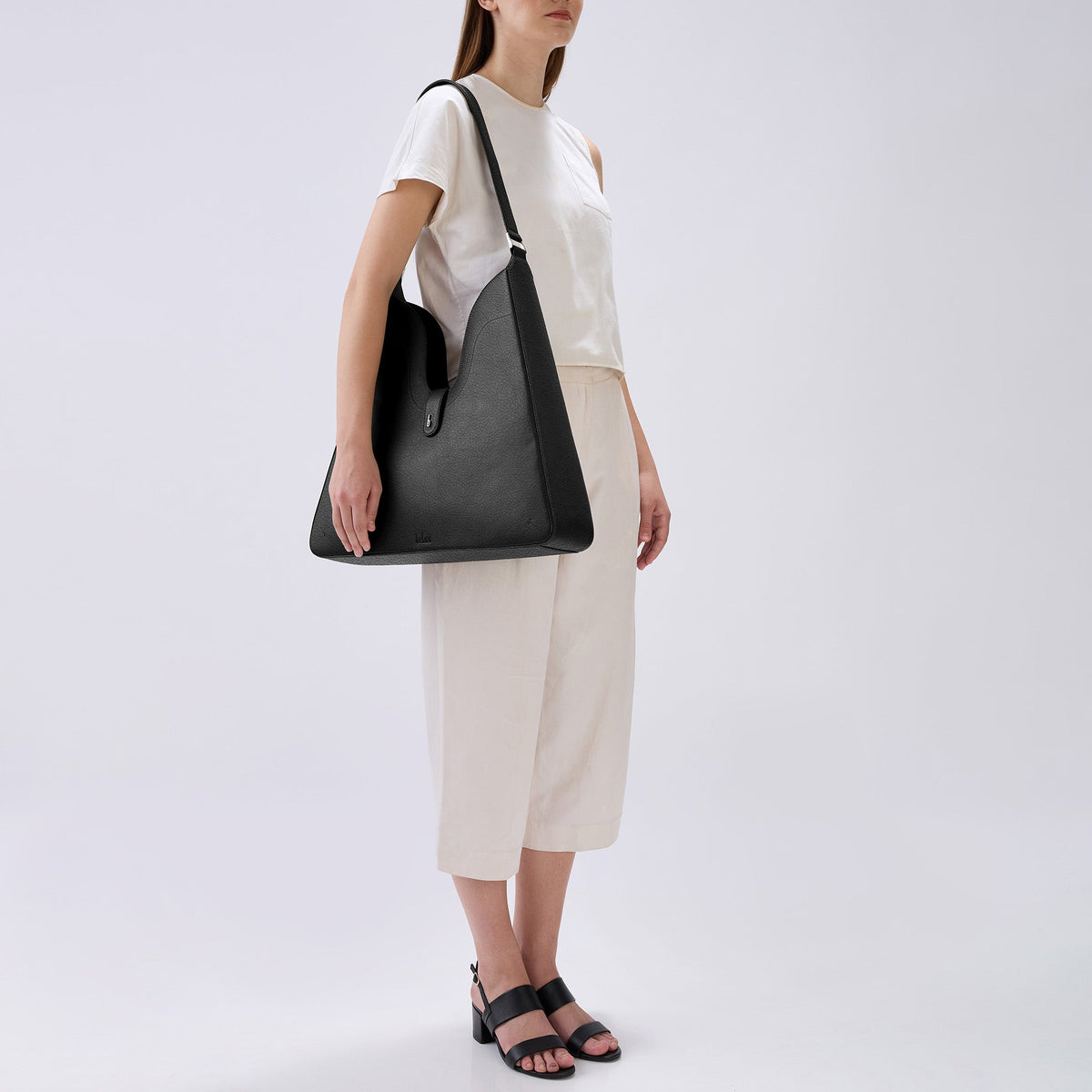 MELINA SHOULDER BAG