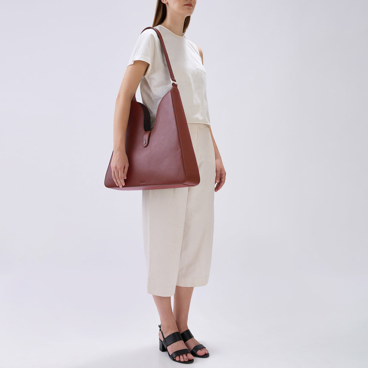 MELINA SHOULDER BAG