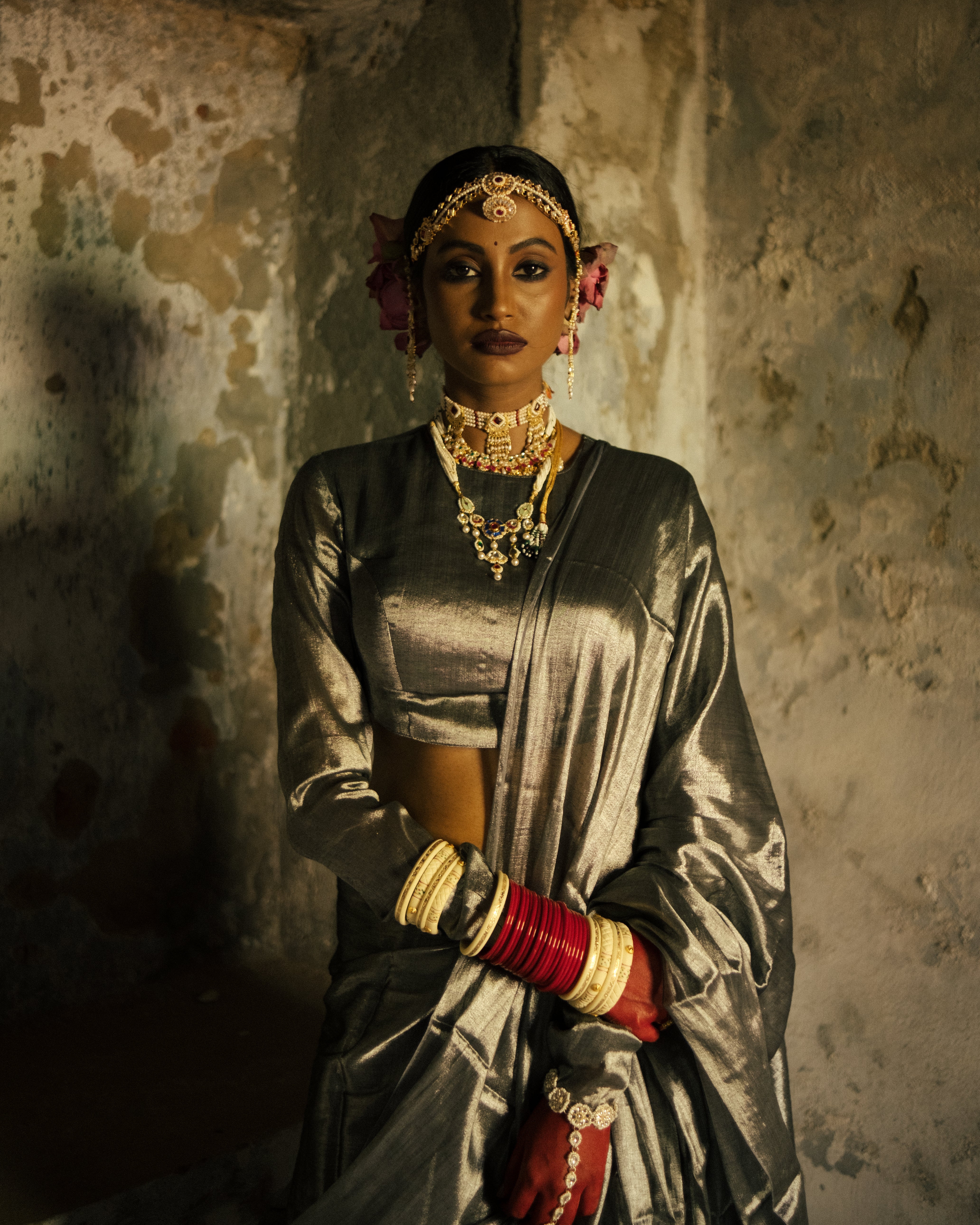 Mehfil I Dark Grey Handloom Tissue saree