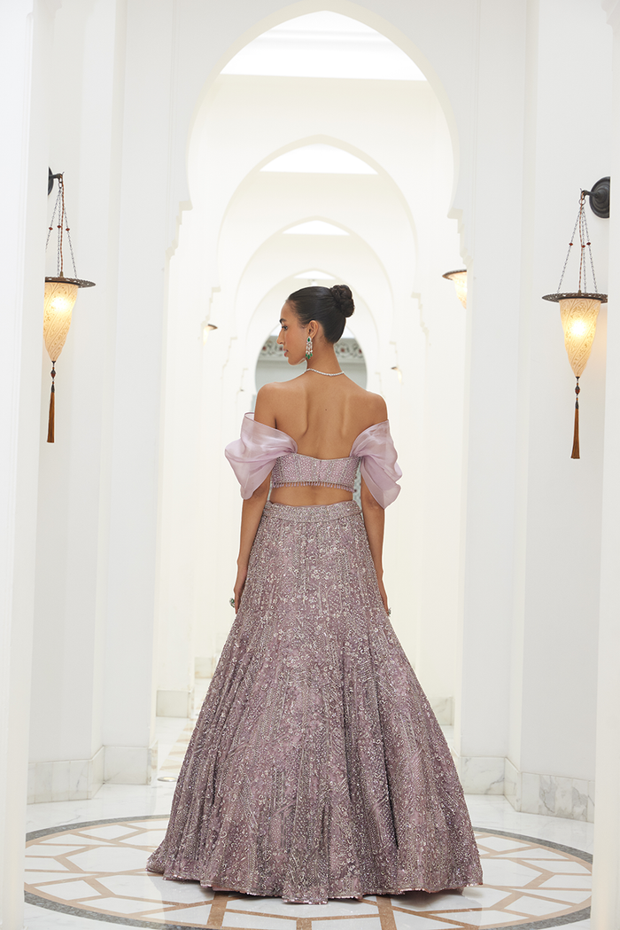 MAUVE NET FISHTAILED SKIRT AND CORET