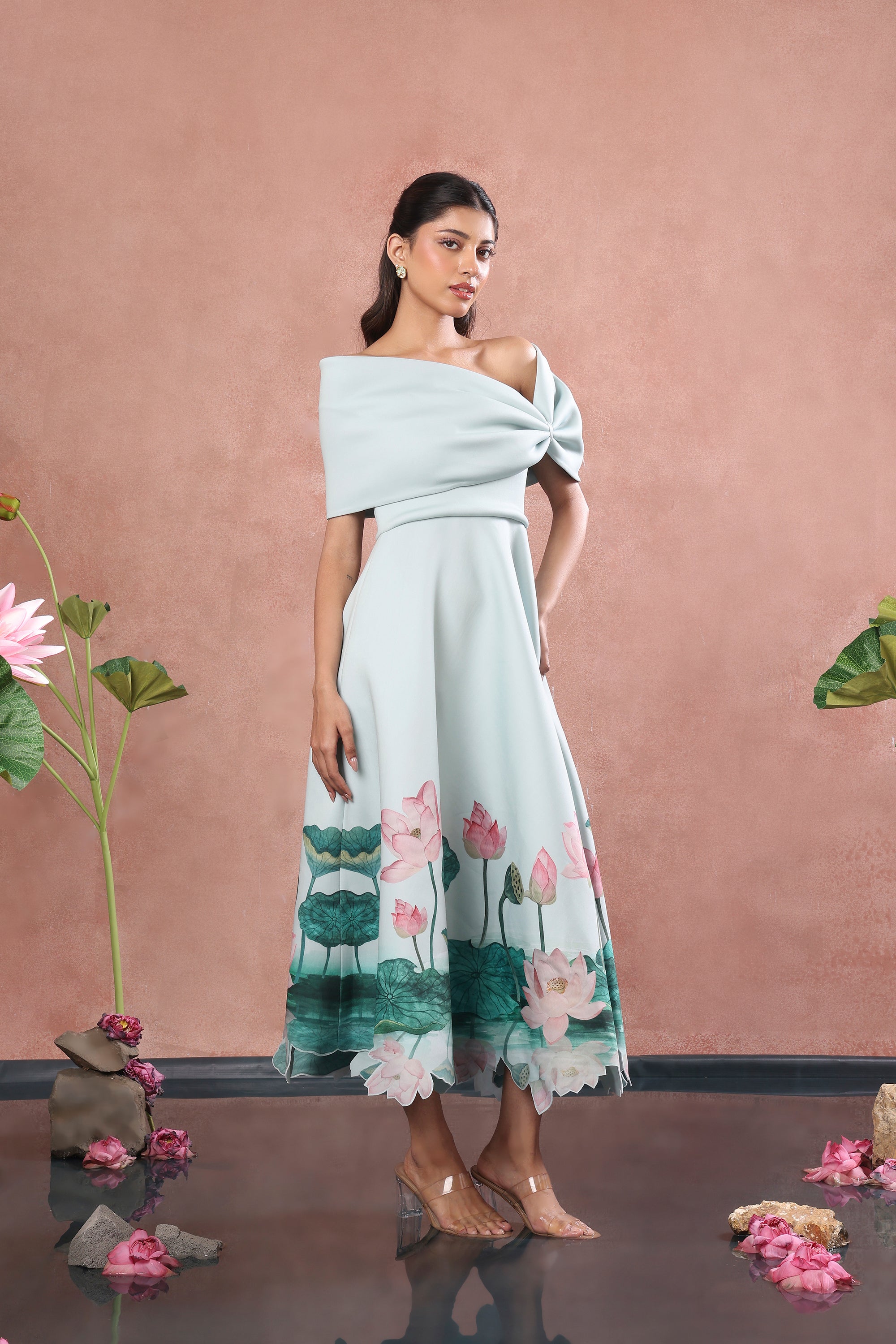 GREEN FLARED PRINTED DRESS WITH BOW WRAP