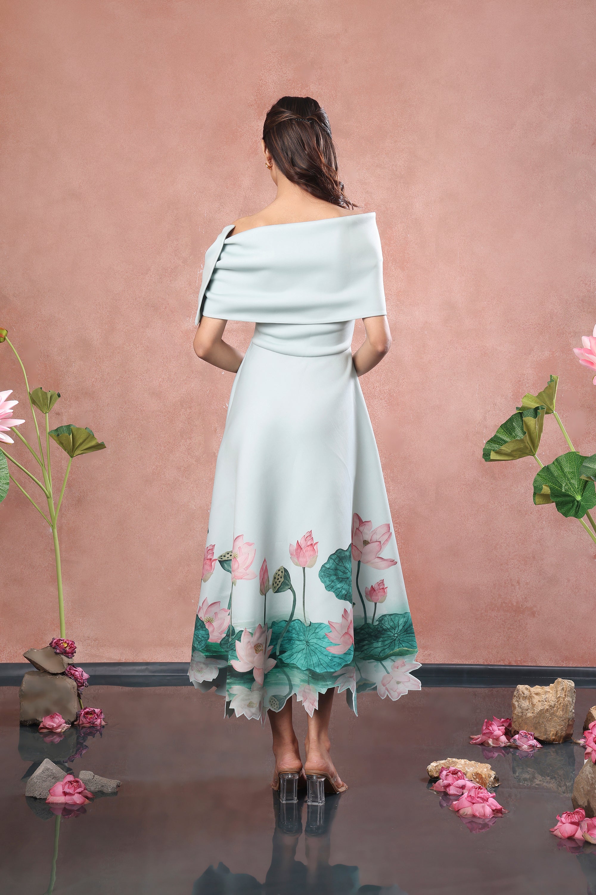 GREEN FLARED PRINTED DRESS WITH BOW WRAP