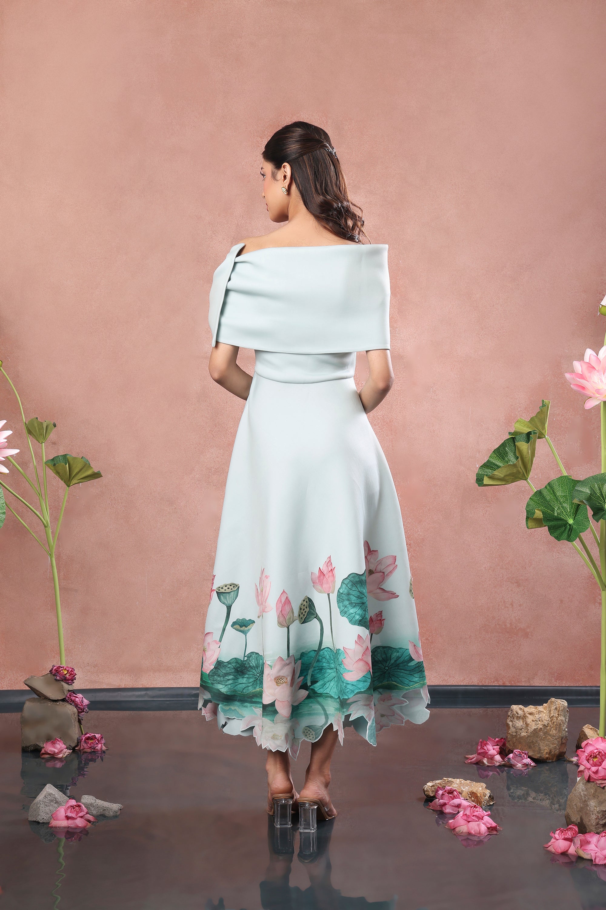 GREEN FLARED PRINTED DRESS WITH BOW WRAP