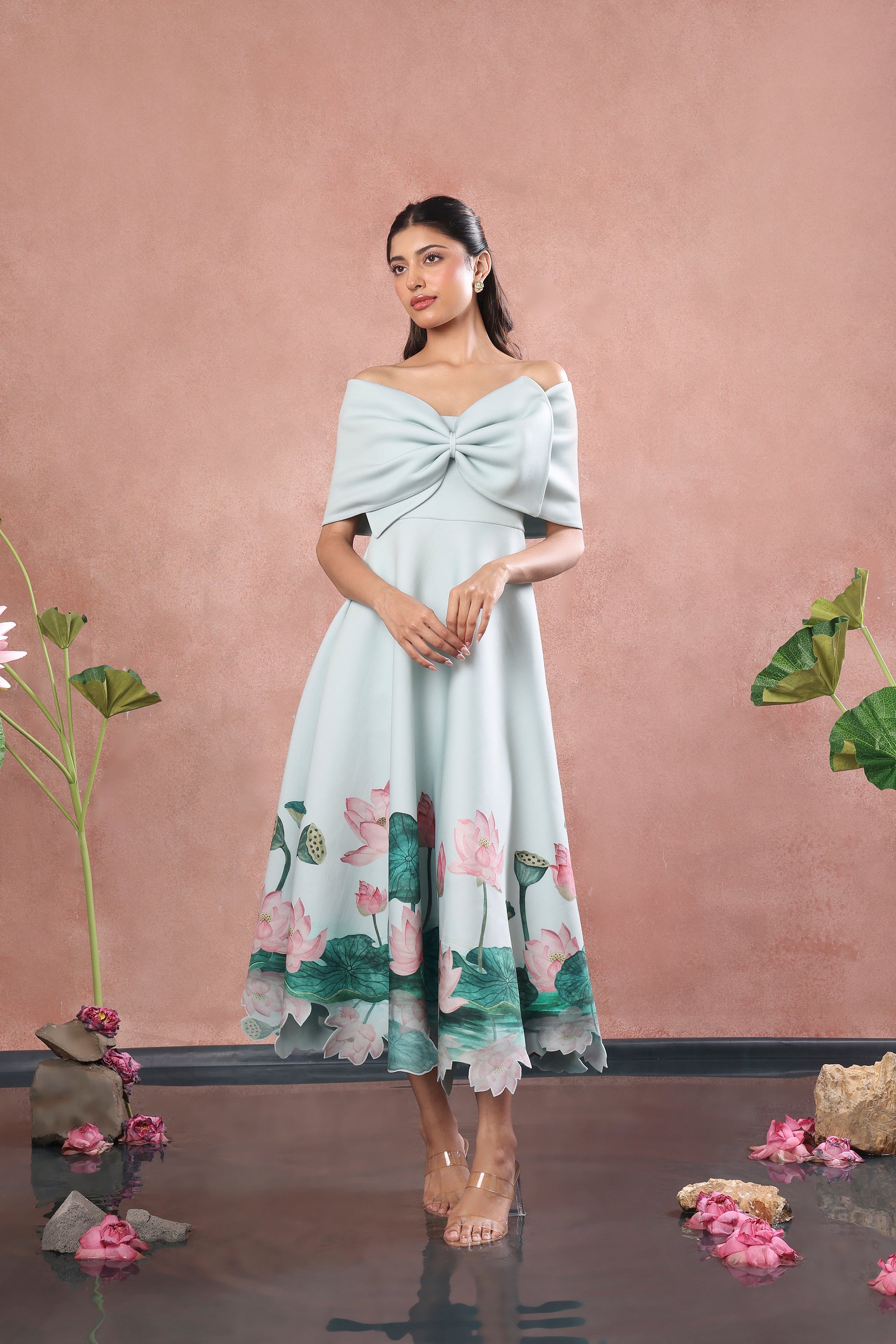 GREEN FLARED PRINTED DRESS WITH BOW WRAP