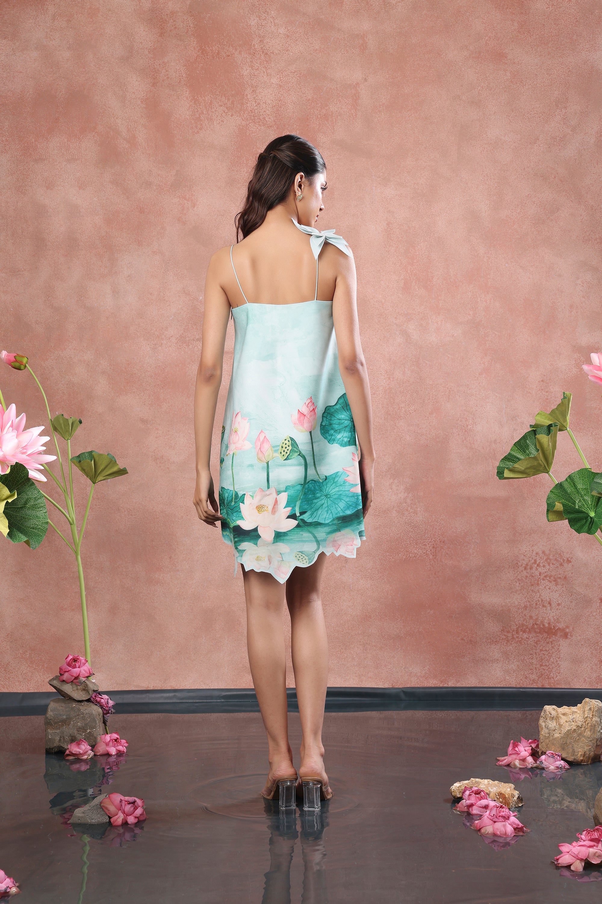 SHORT NEOPRENE PRINTED DRESS WITH FLOWER