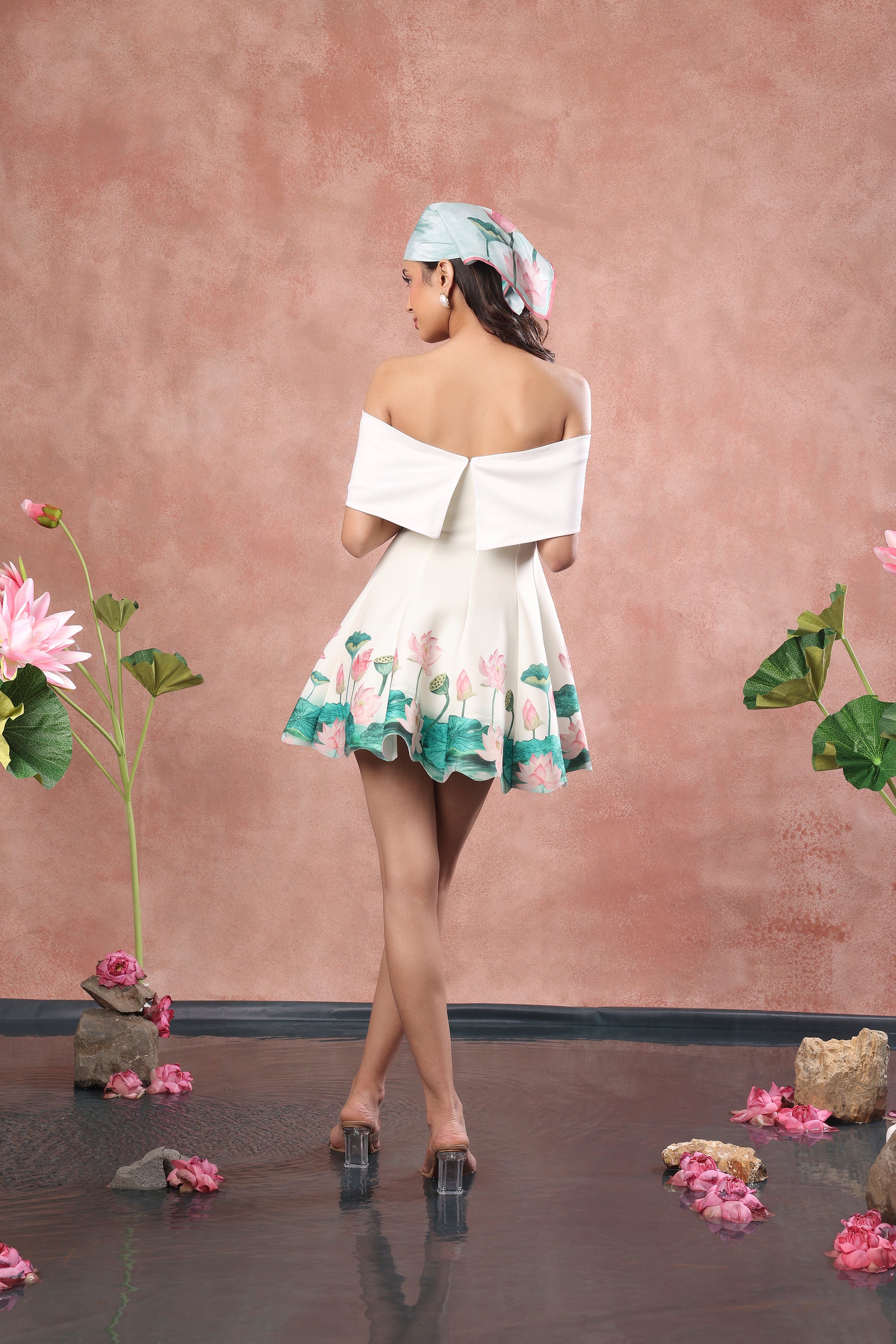 SHORT PLATED NEOPRENE PRINTED DRESS WITH WRAP