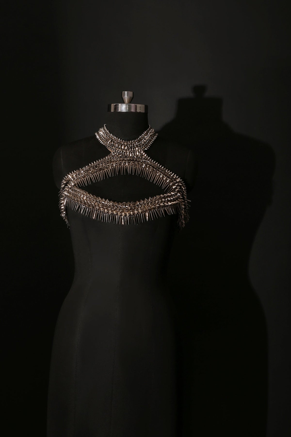 Detachable Spikes Overlay