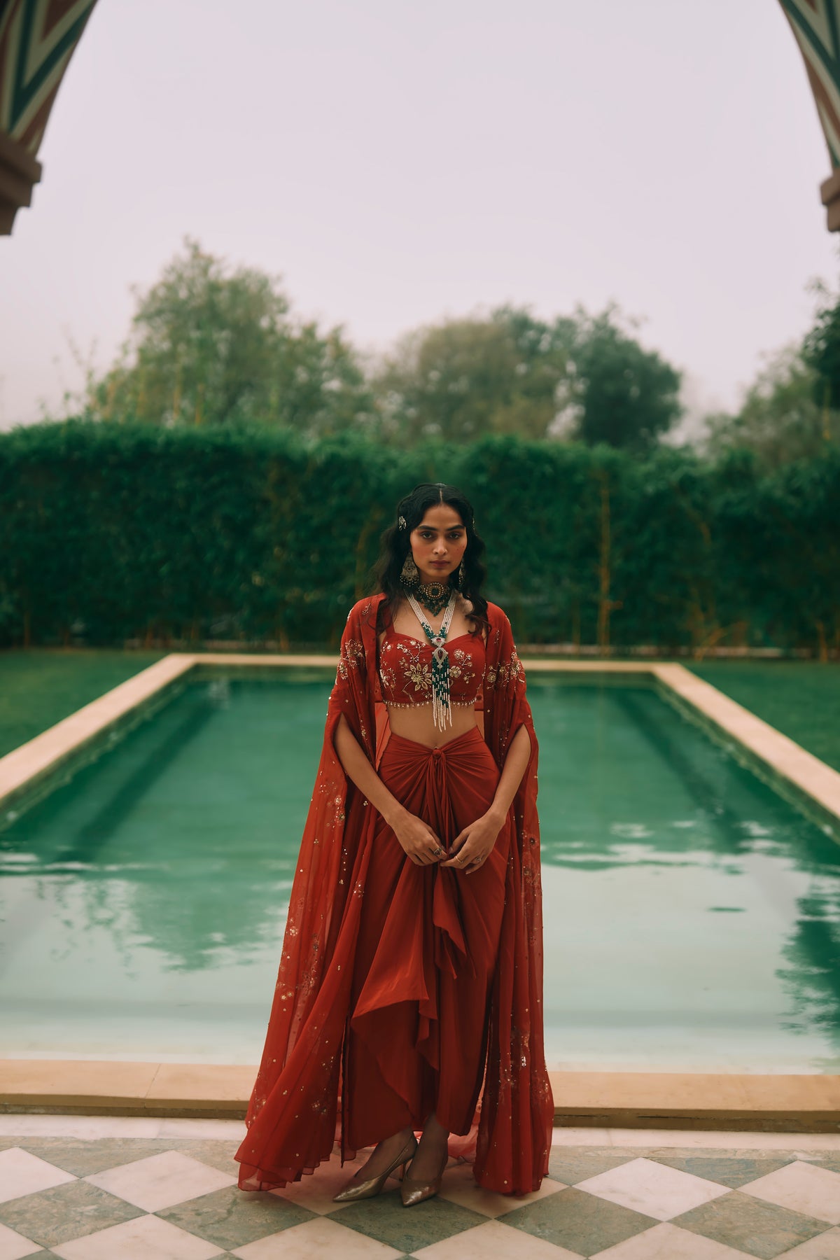 MARIANNE CAPE SET