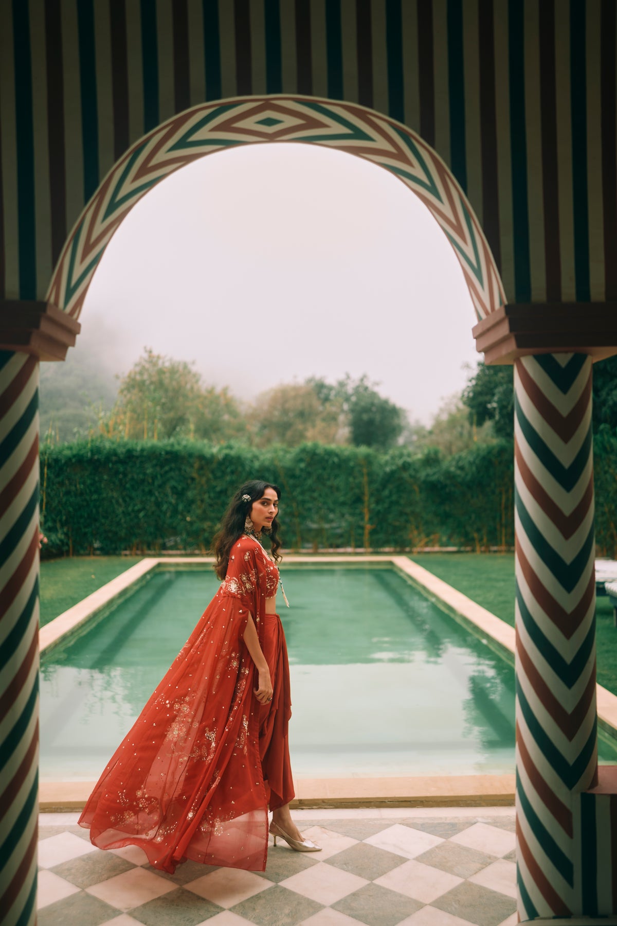 MARIANNE CAPE SET