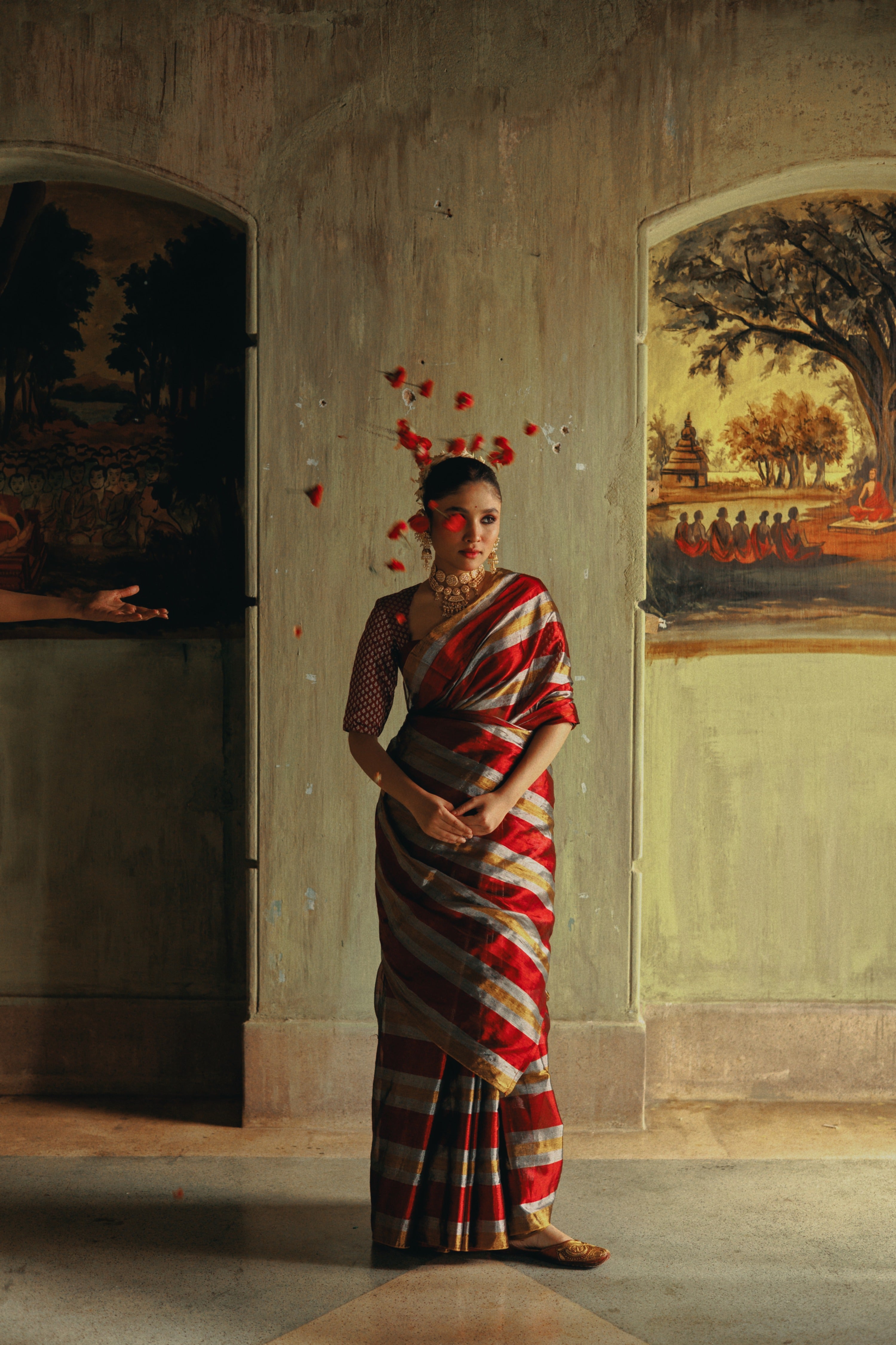 Prathamika I Multicoloured Handloom Tissue Saree