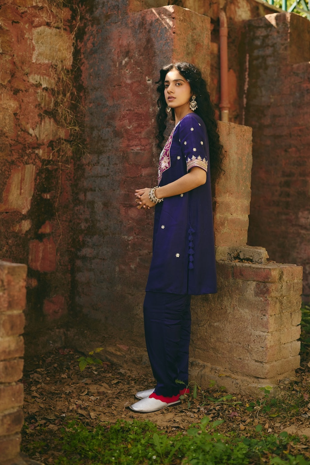 TARA & PARI