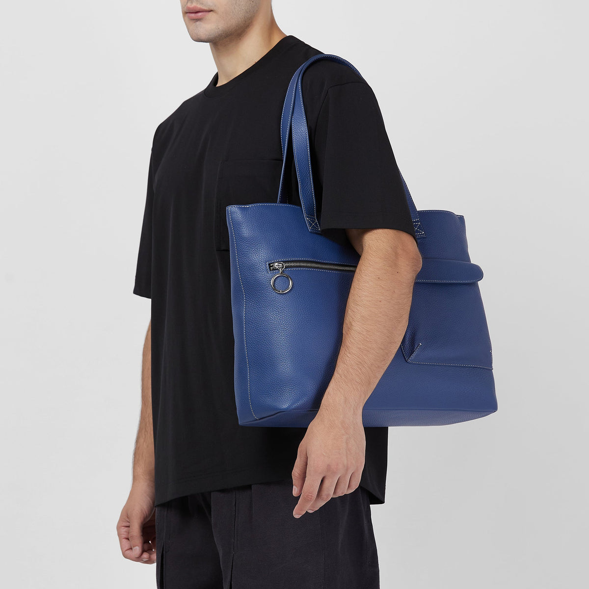 SHIV TOTE