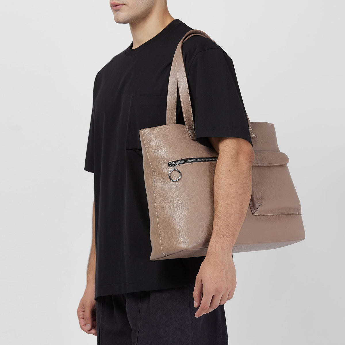 SHIV TOTE