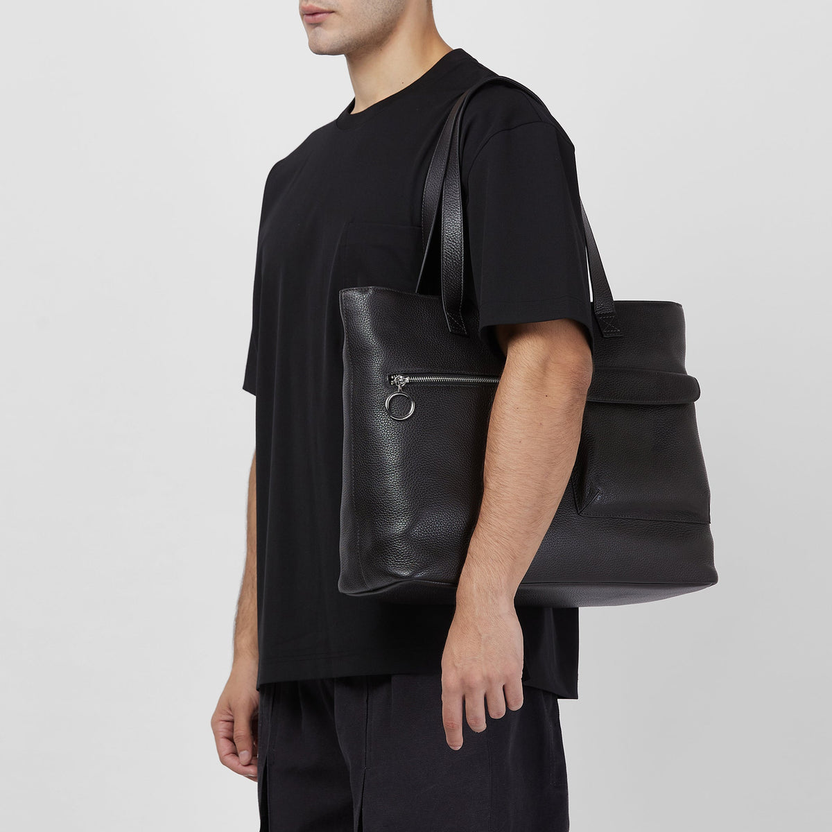 SHIV TOTE