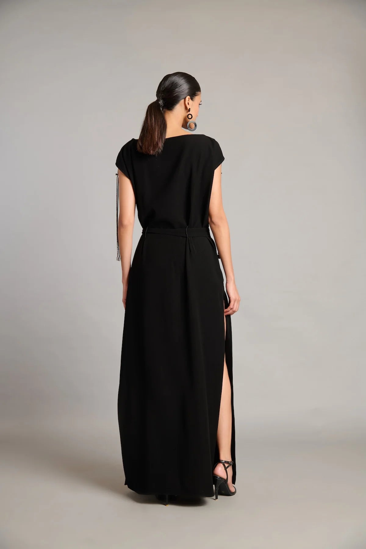NS belted kaftan