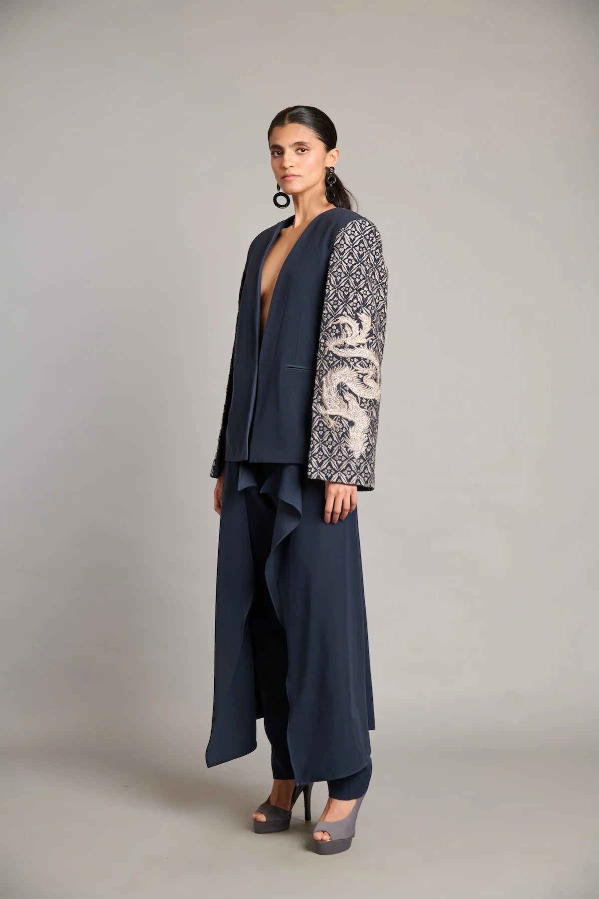 NS zari mandala cape