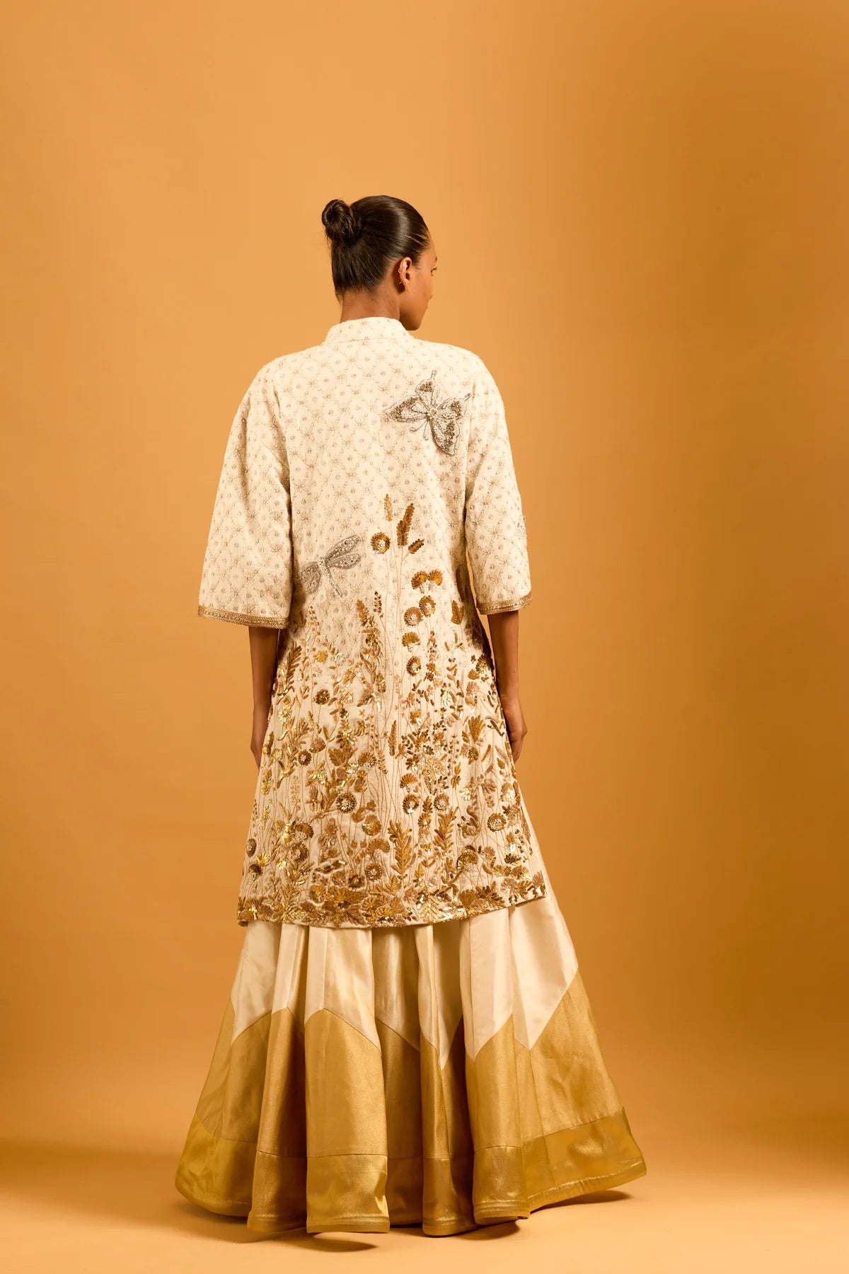 Trifecta beige-gold chevron skirt