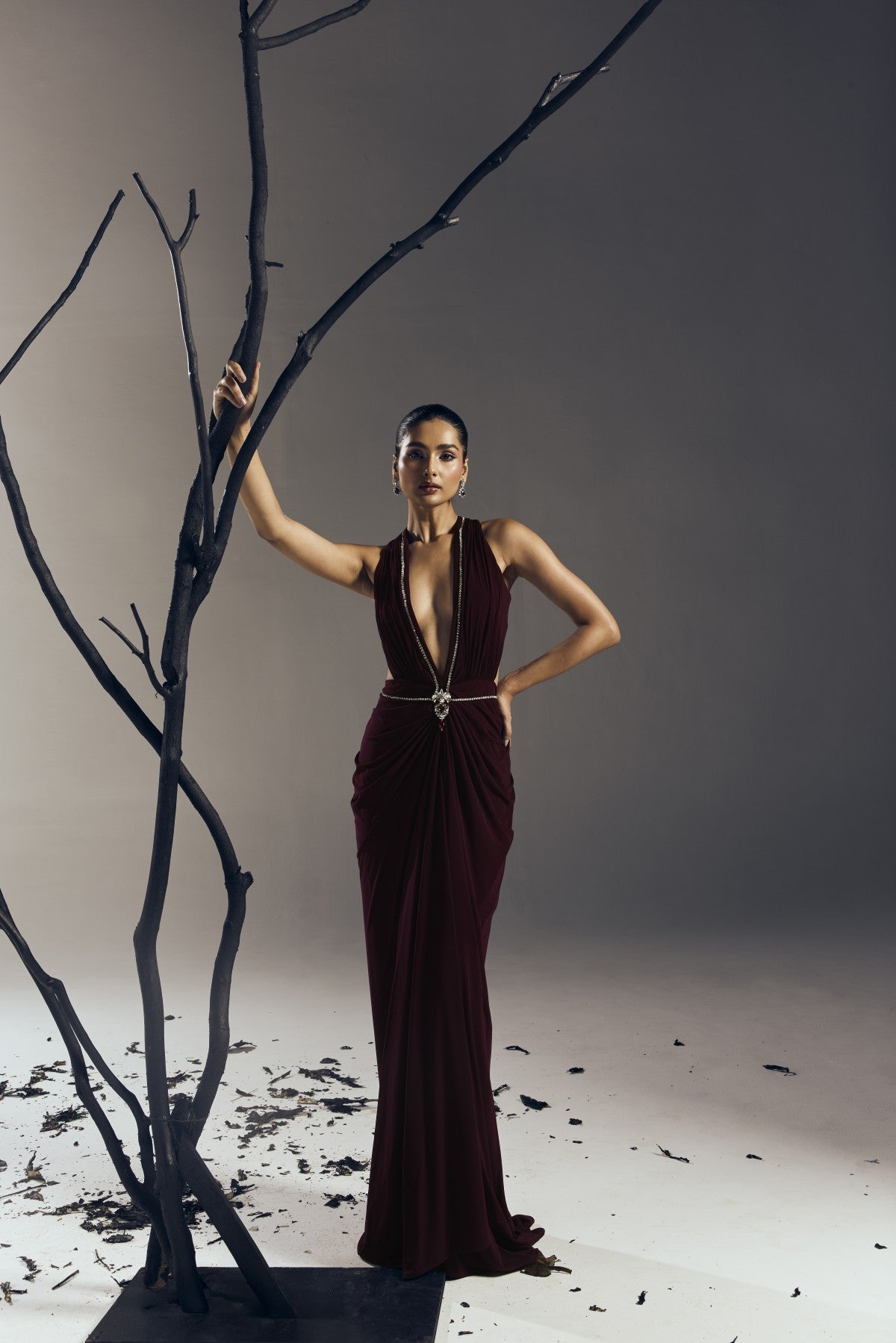 PLUNGE NECK LONG DRESS