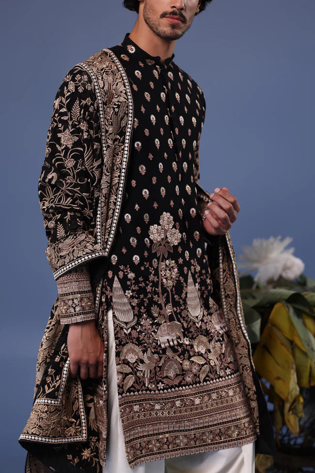 Kayan Black Kurta Set
