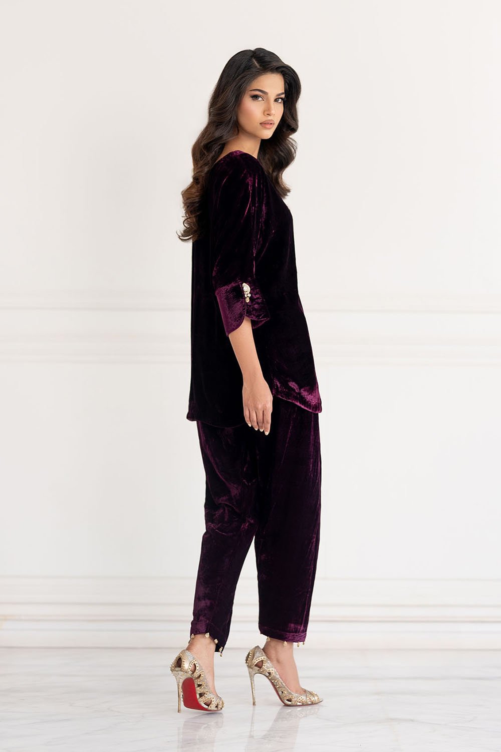 Berry Noir Velvet Kurta & Pant Set