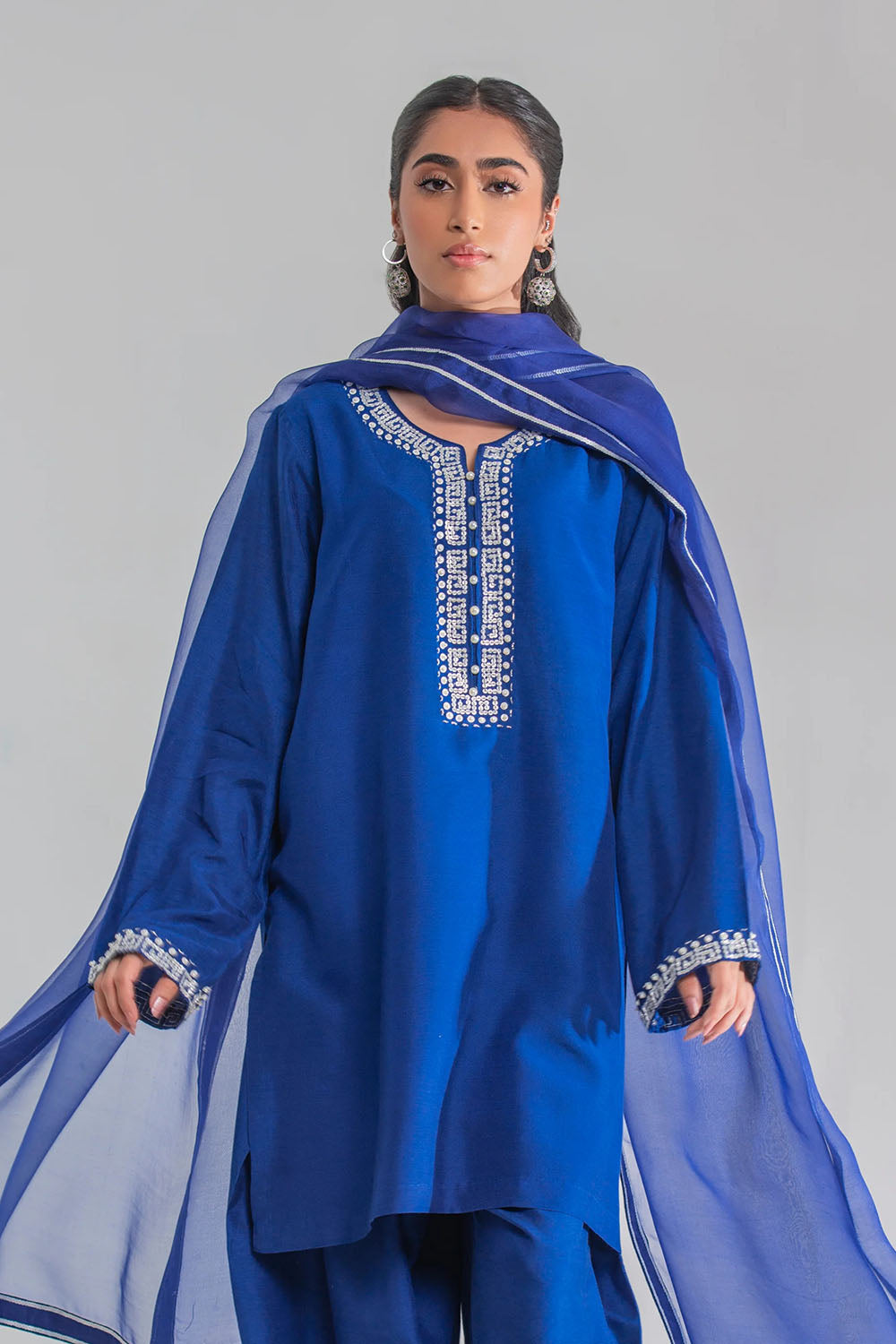 Blue Luxe Embroidered Farshi Suit Set with Dupatta