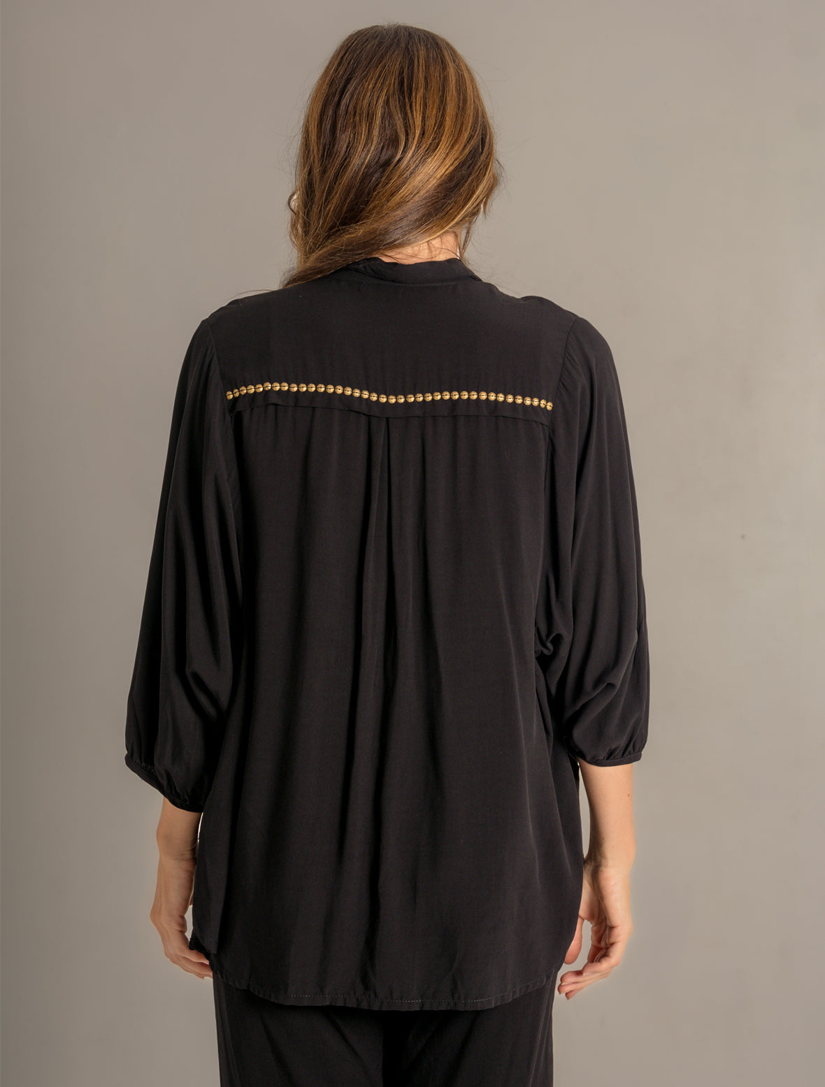 Vinta Blouse - Antique Studs