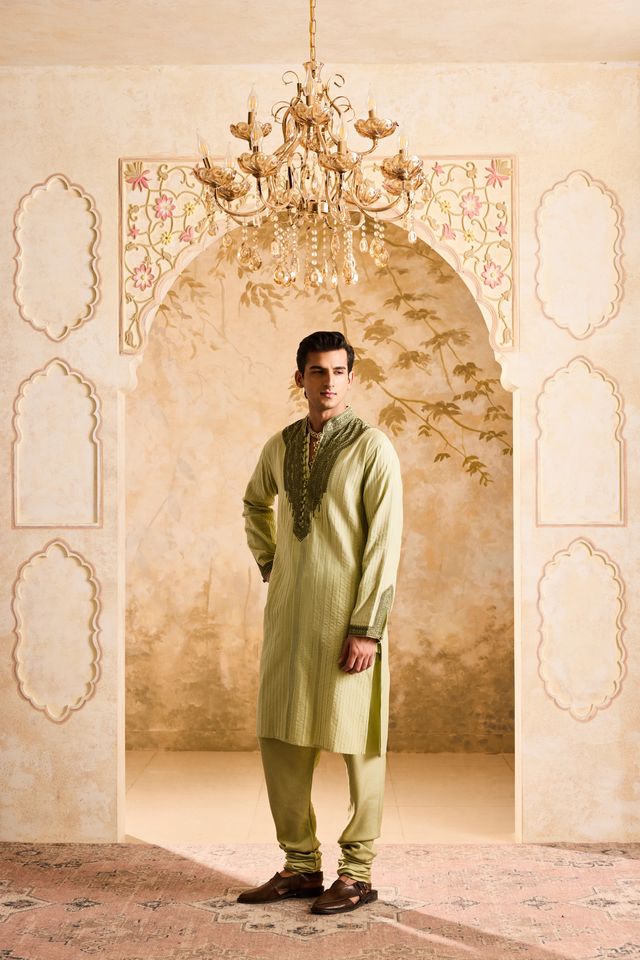 Kurta Churidar